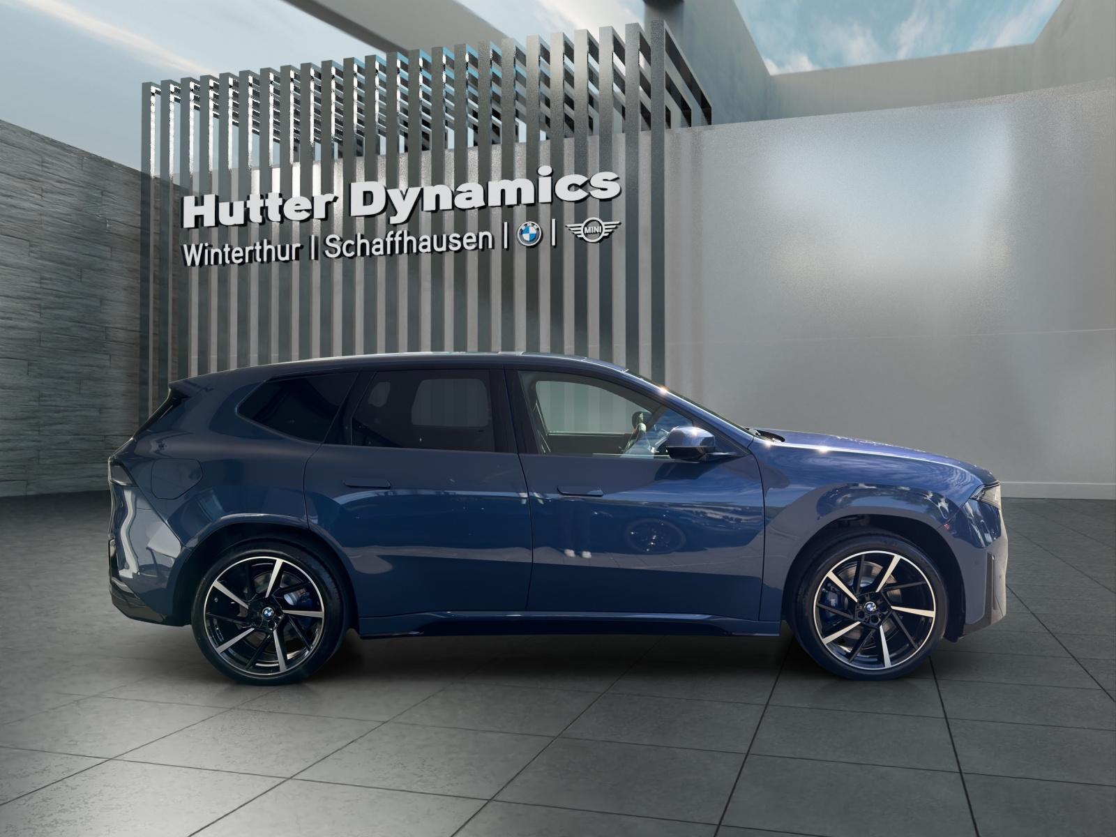 BMW iX3 NA5 40-showroom-element-3