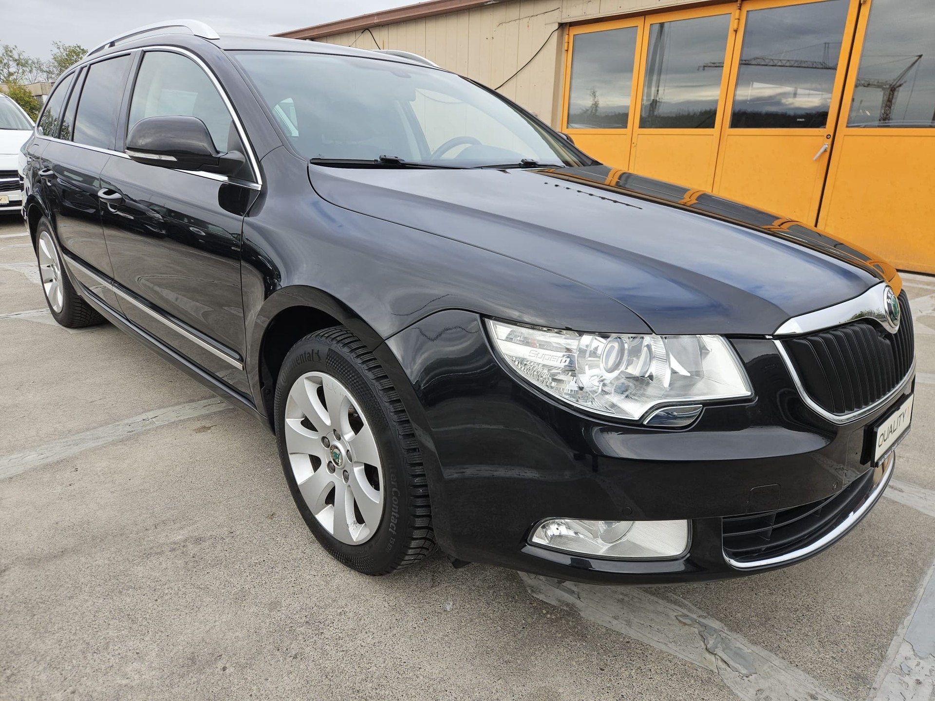 SKODA Superb Combi 1.8 TSI Ambition 4x4-image-5
