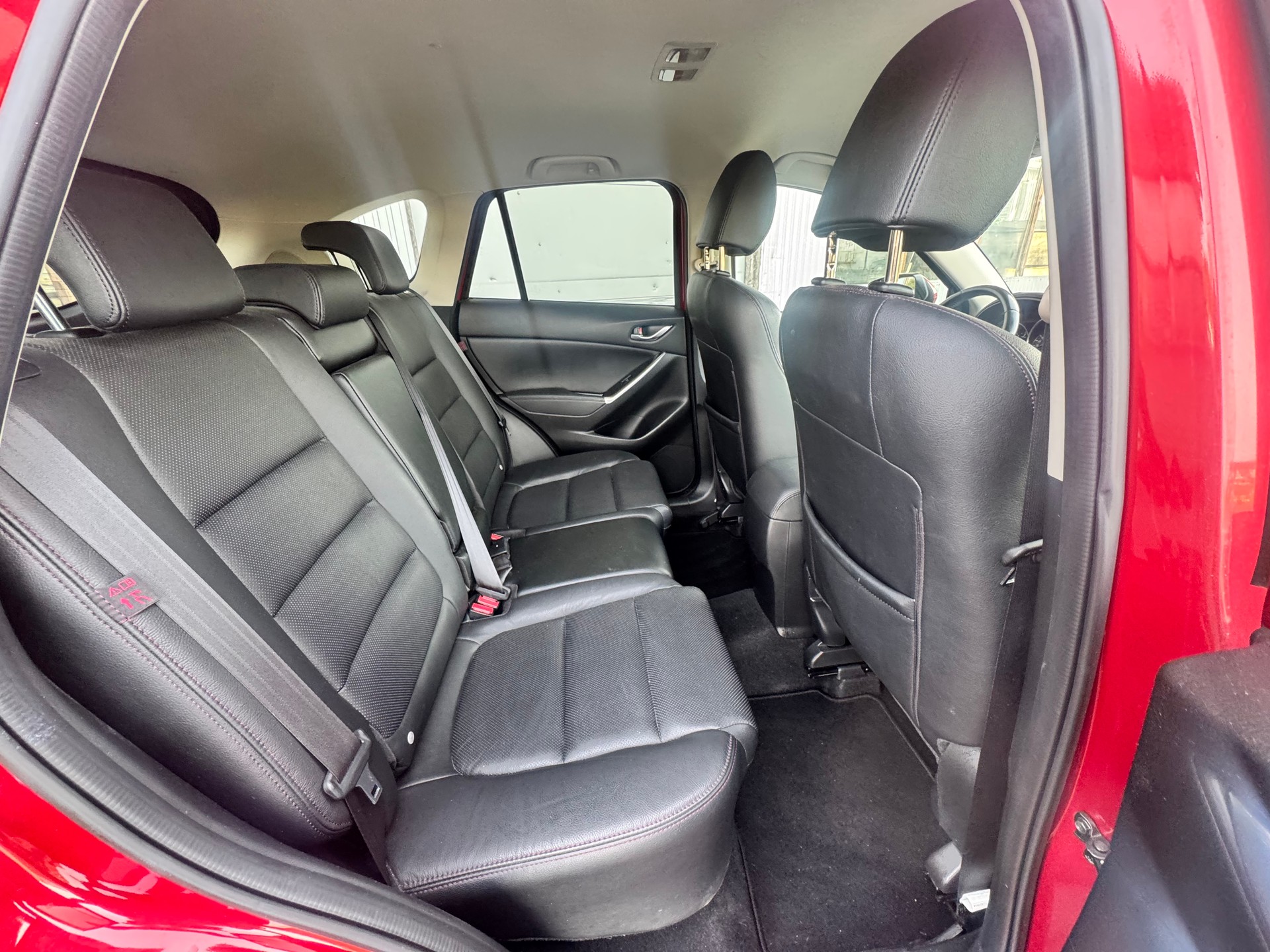 MAZDA CX-5 2.2 D HP Revolution AWD Automatic-image-13
