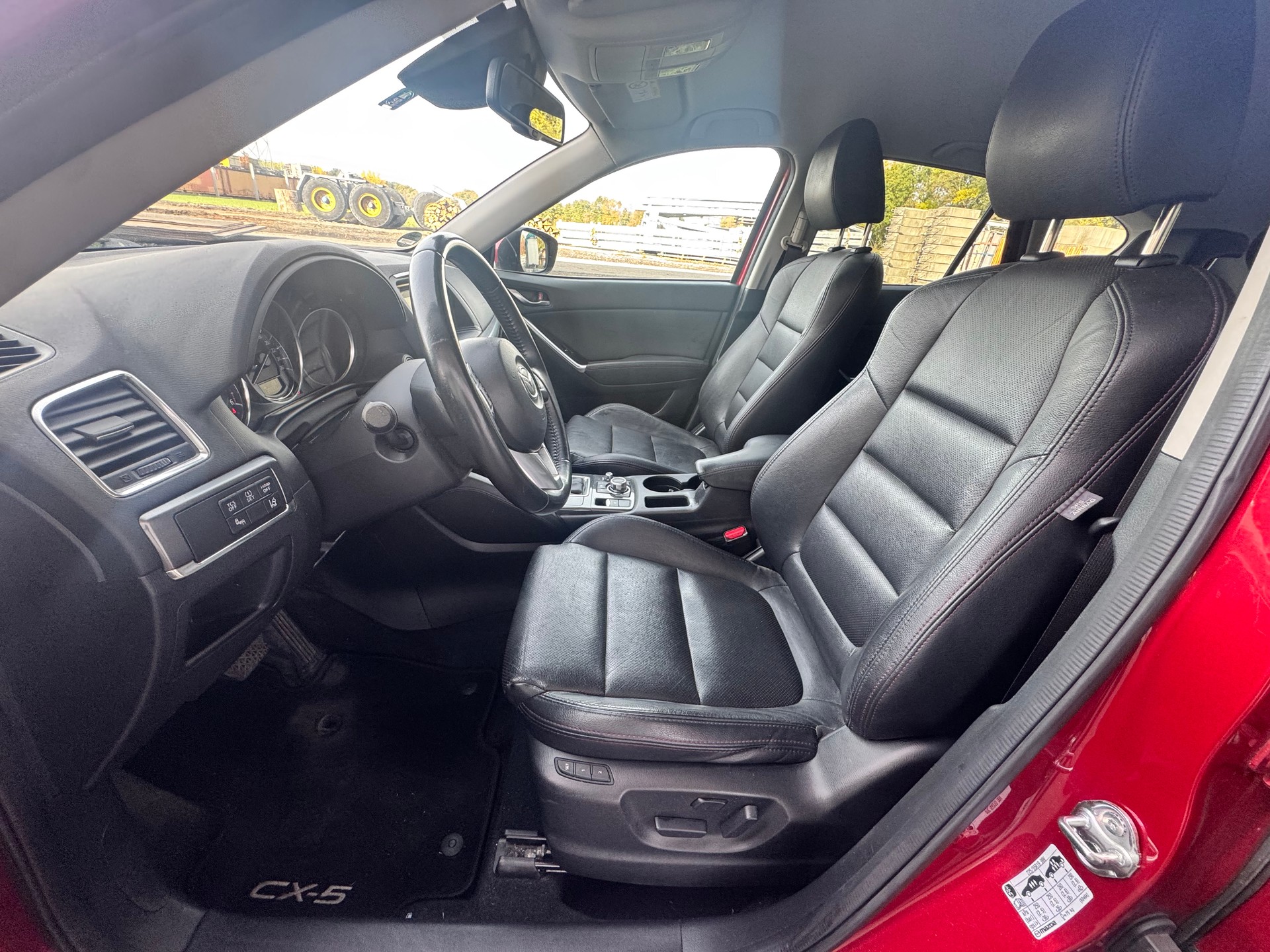 MAZDA CX-5 2.2 D HP Revolution AWD Automatic-image-11