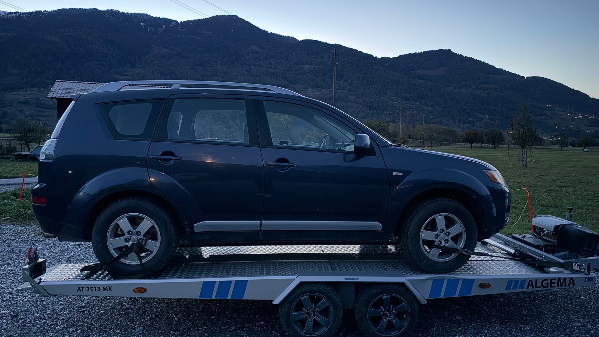 MITSUBISHI Outlander 2.0 DID Invite 4WD-image-4