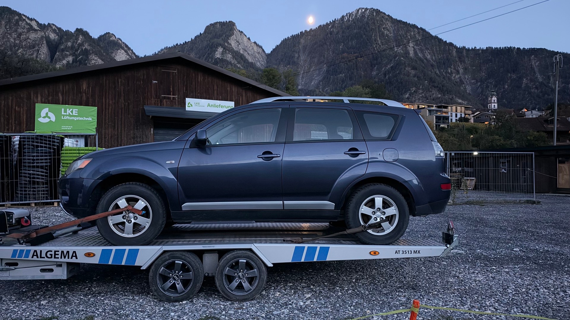 MITSUBISHI Outlander 2.0 DID Invite 4WD-image-1