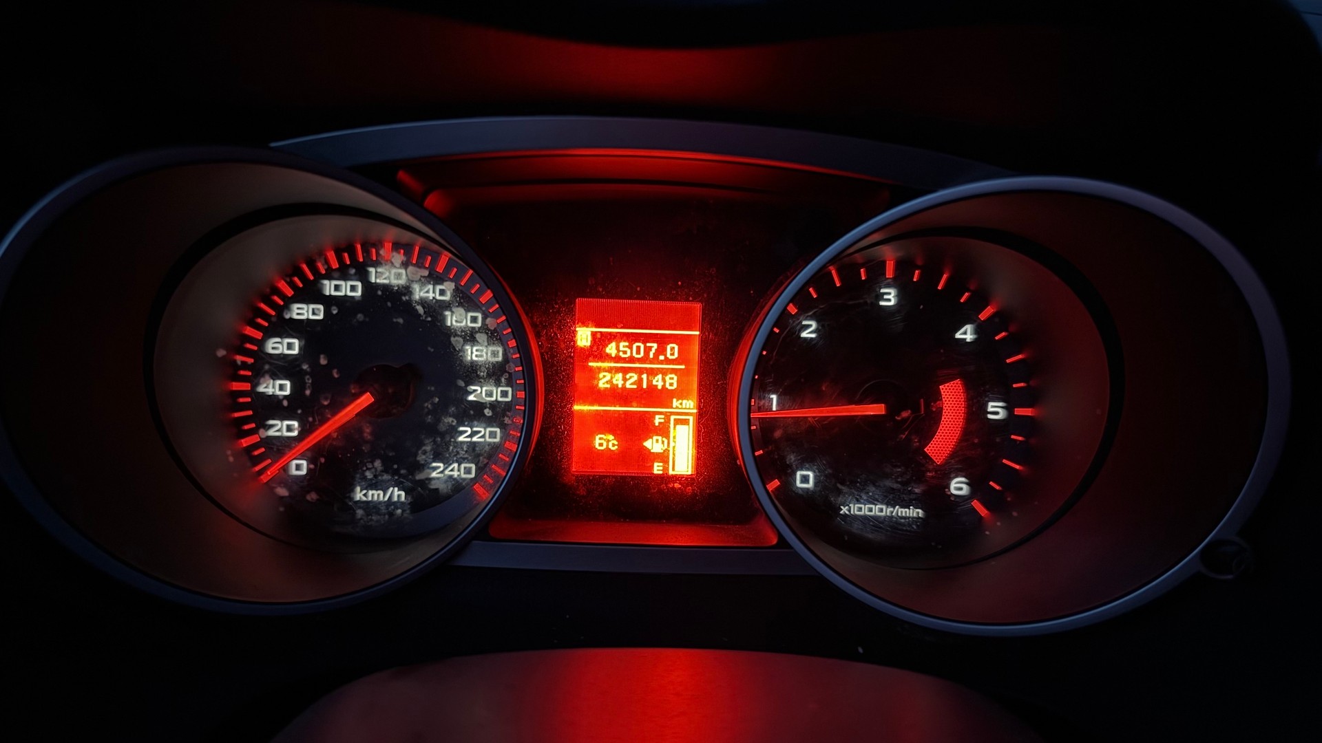 MITSUBISHI Outlander 2.0 DID Invite 4WD-image-11