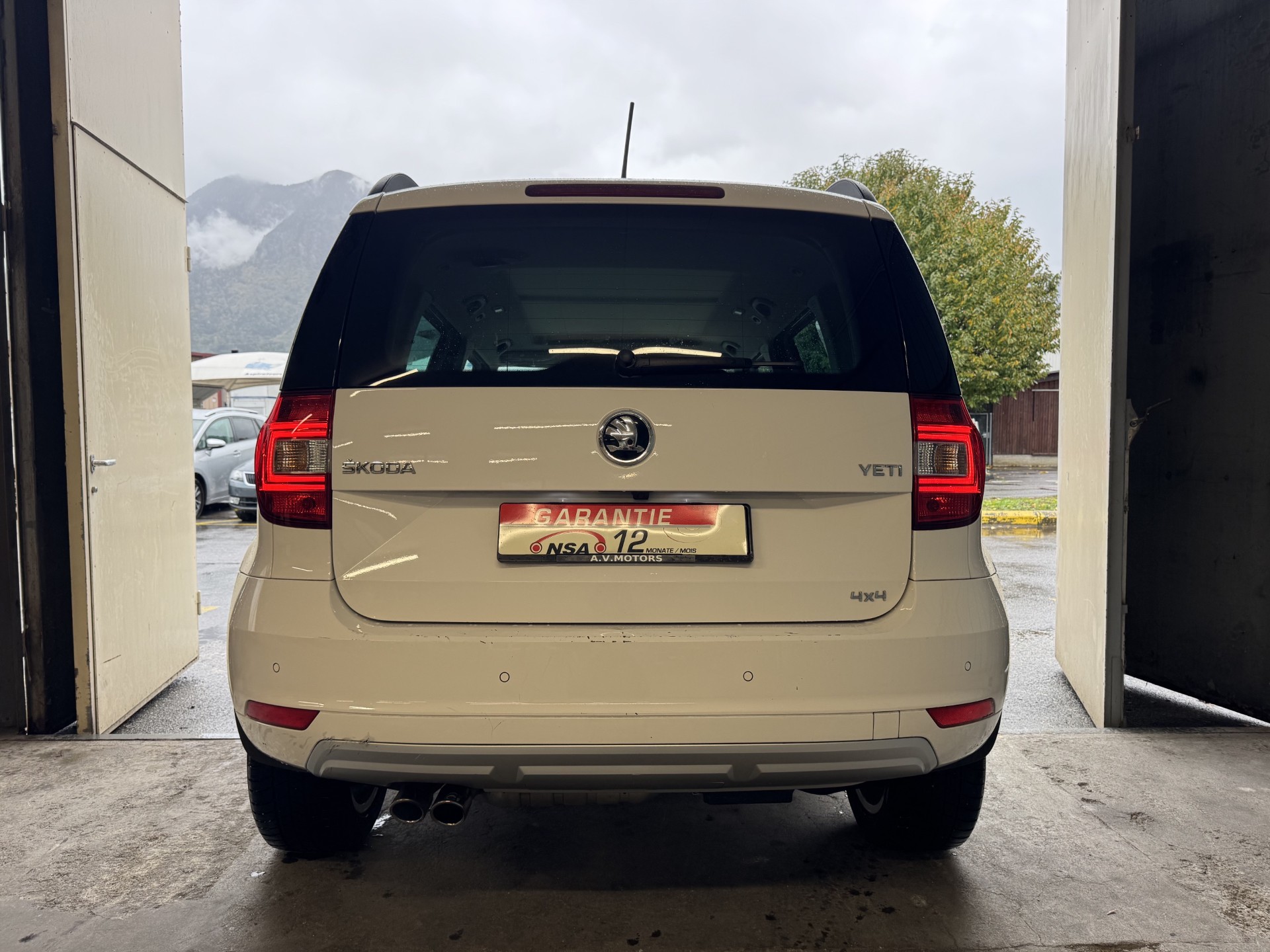 SKODA Yeti 1.4 TSI Ambition 4x4 DSG-image-5