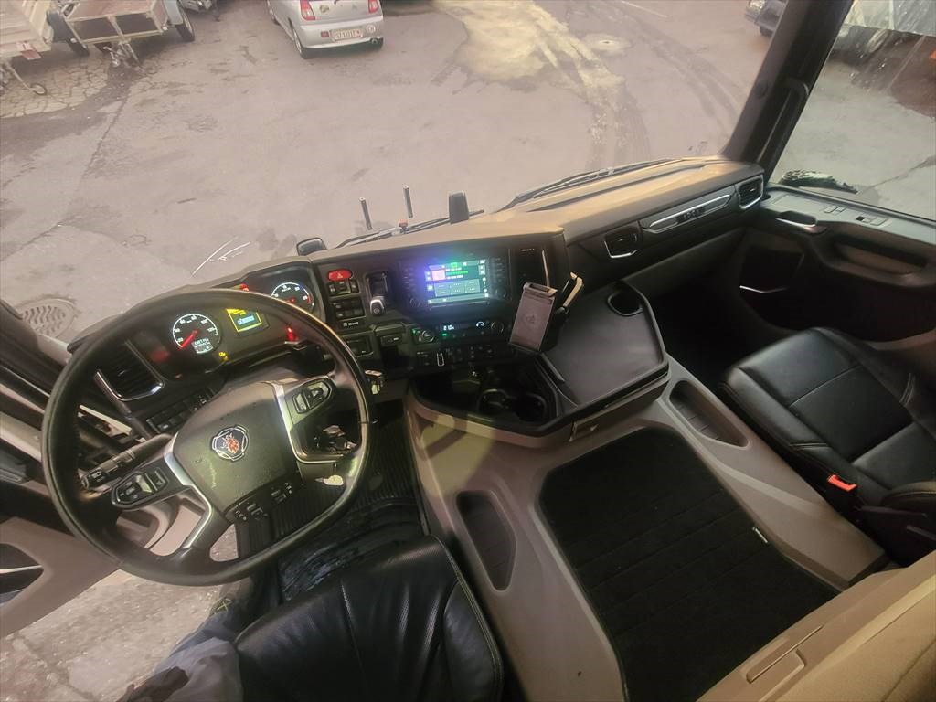 SCANIA G 540 A6x4HB-image-9