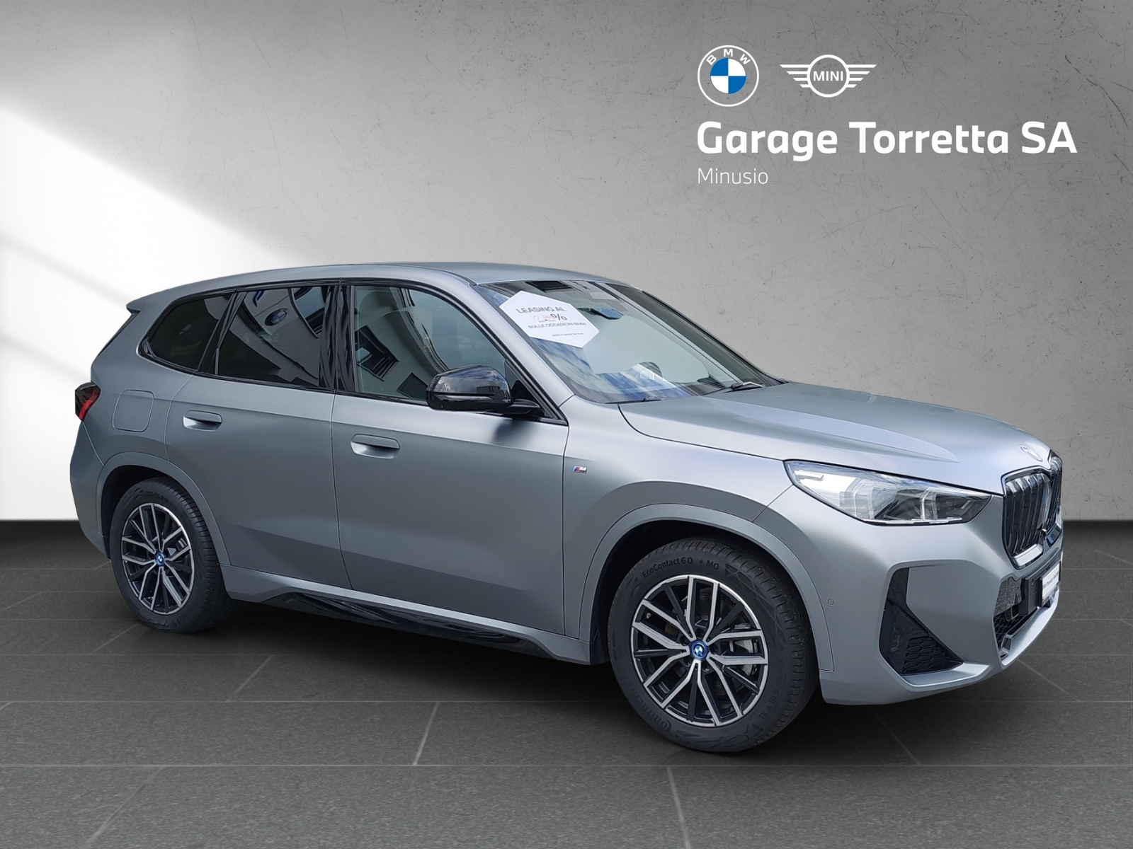 BMW iX1 xDrive 30 M Sport-image-7