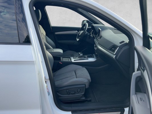 AUDI SQ5 3.0 TFSI quattro-image-9