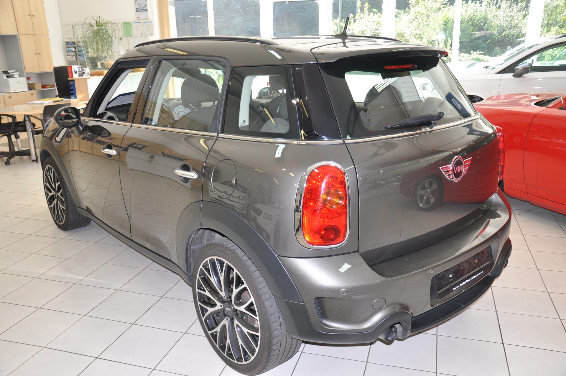 MINI Mini Countryman Cooper S ALL4-image-5