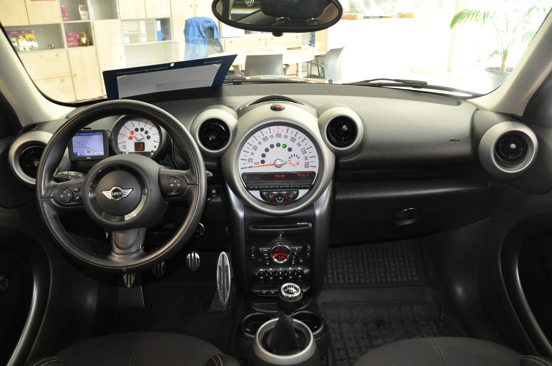 MINI Mini Countryman Cooper S ALL4-image-12