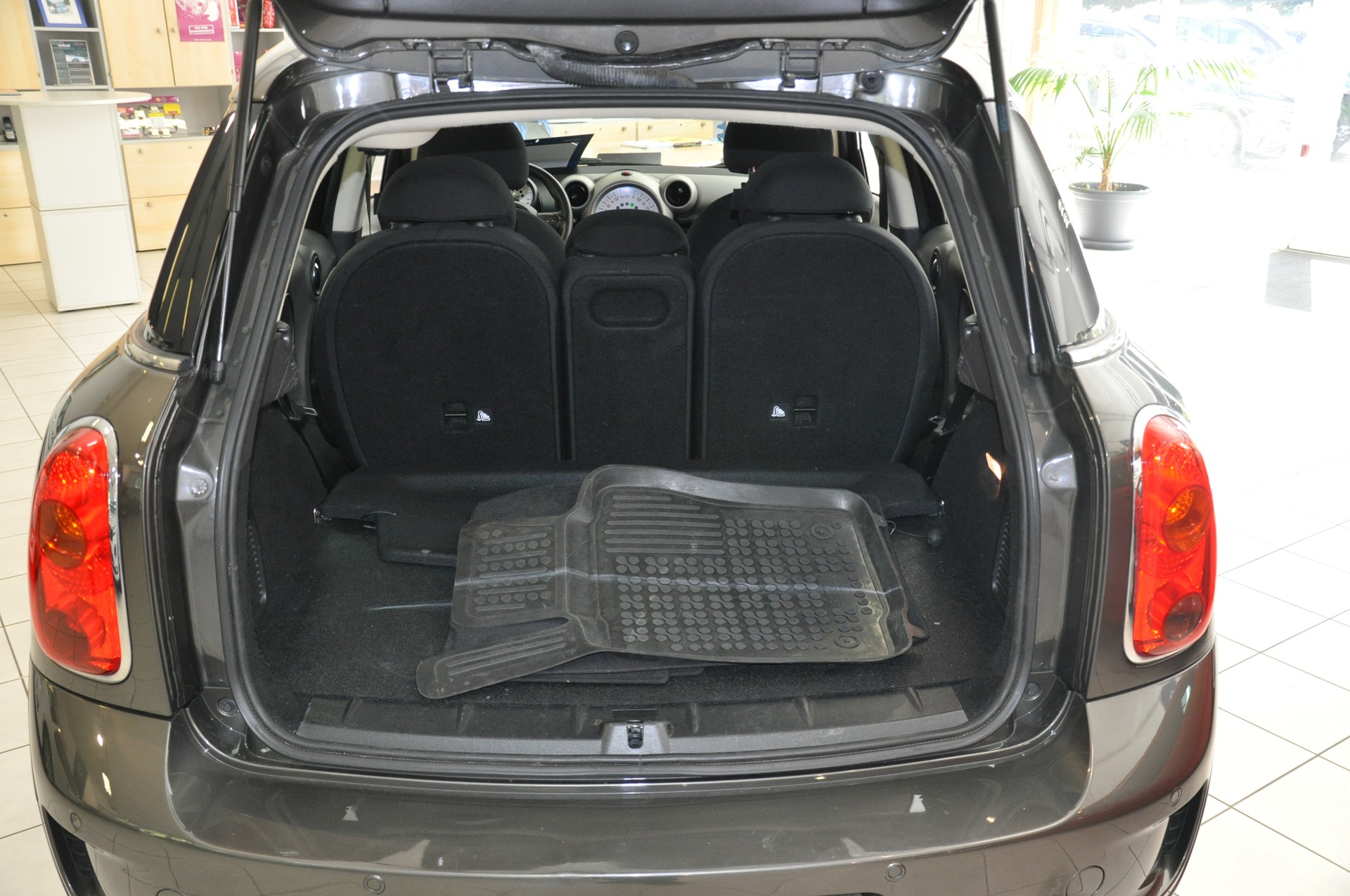 MINI Mini Countryman Cooper S ALL4-image-10