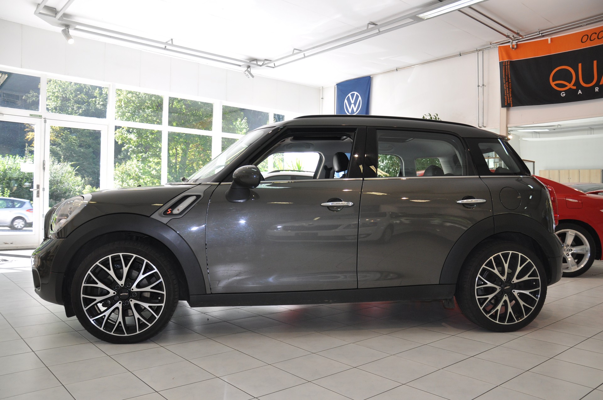 MINI Mini Countryman Cooper S ALL4-image-4