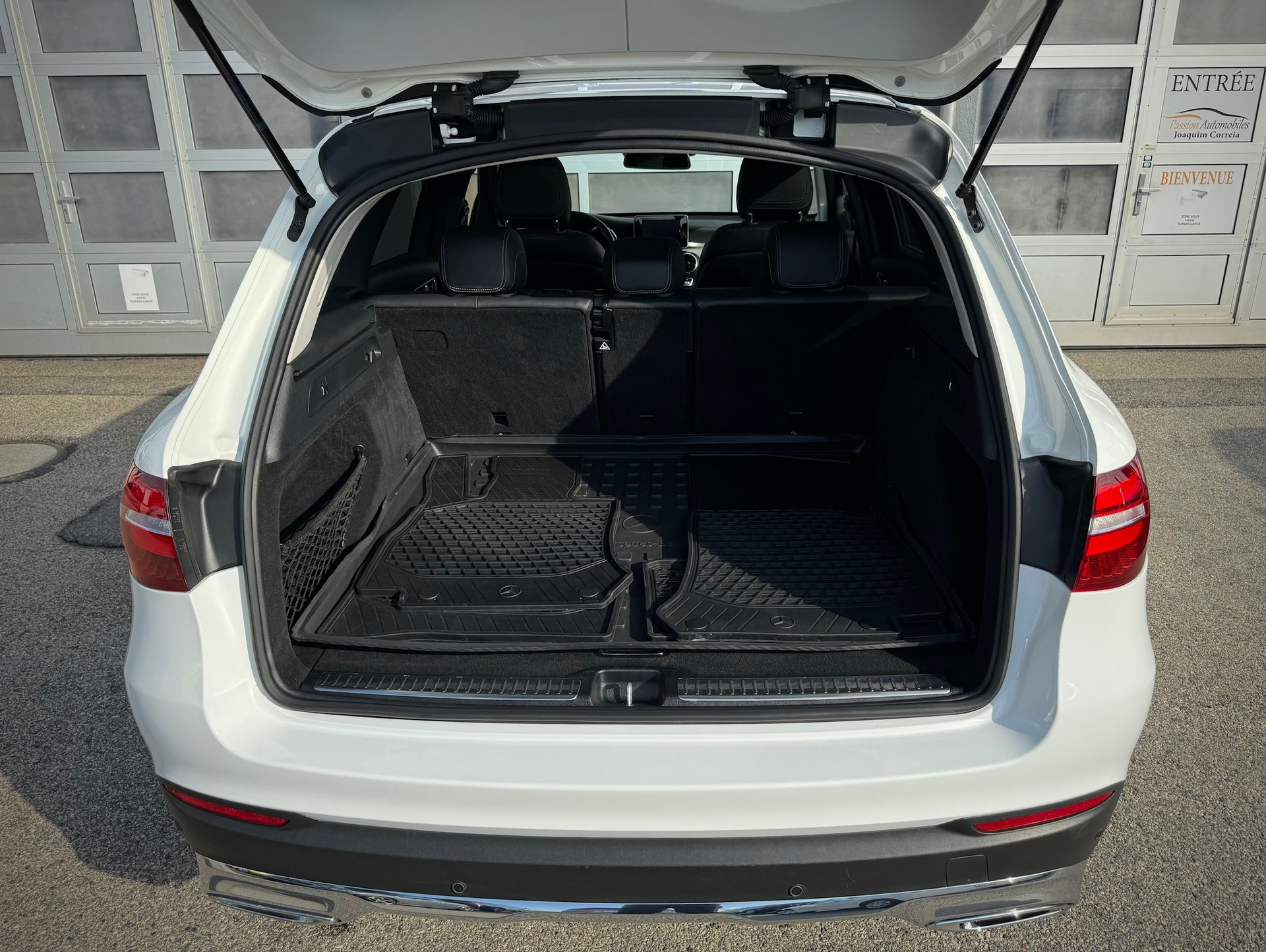 MERCEDES-BENZ GLC 350 d Exclusive 4Matic 9G-Tronic - Véhicule Suisse (CH)-image-14