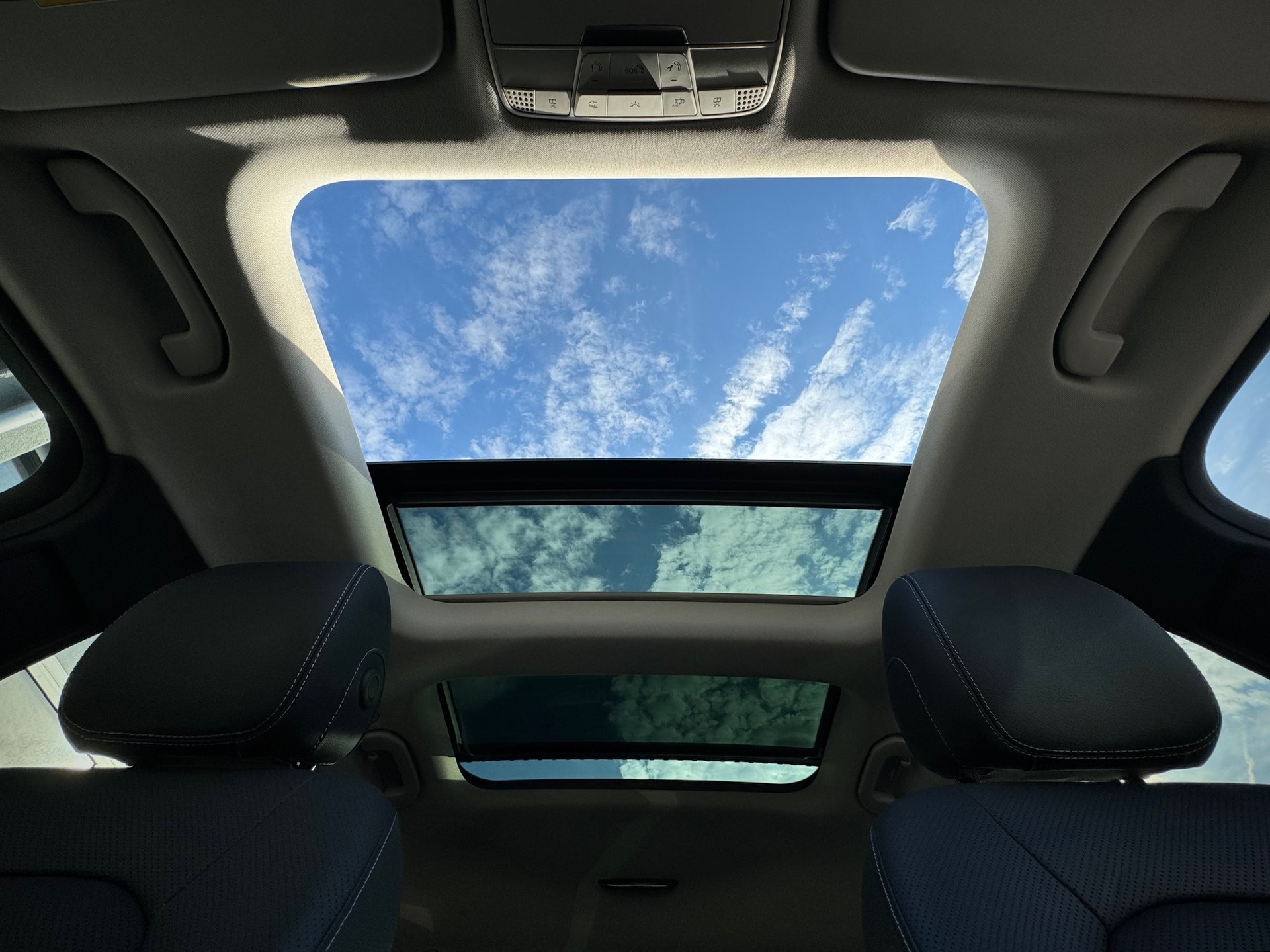 MERCEDES-BENZ GLC 350 d Exclusive 4Matic 9G-Tronic - Véhicule Suisse (CH)-image-3
