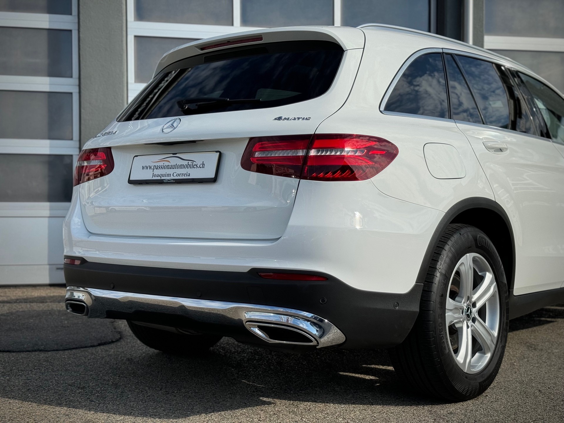 MERCEDES-BENZ GLC 350 d Exclusive 4Matic 9G-Tronic - Véhicule Suisse (CH)-image-2