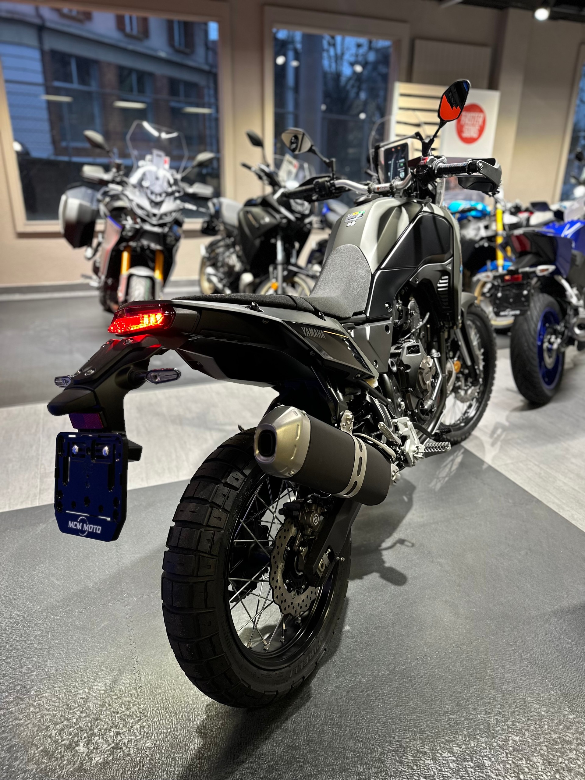 YAMAHA TENERE 700-showroom-element-2