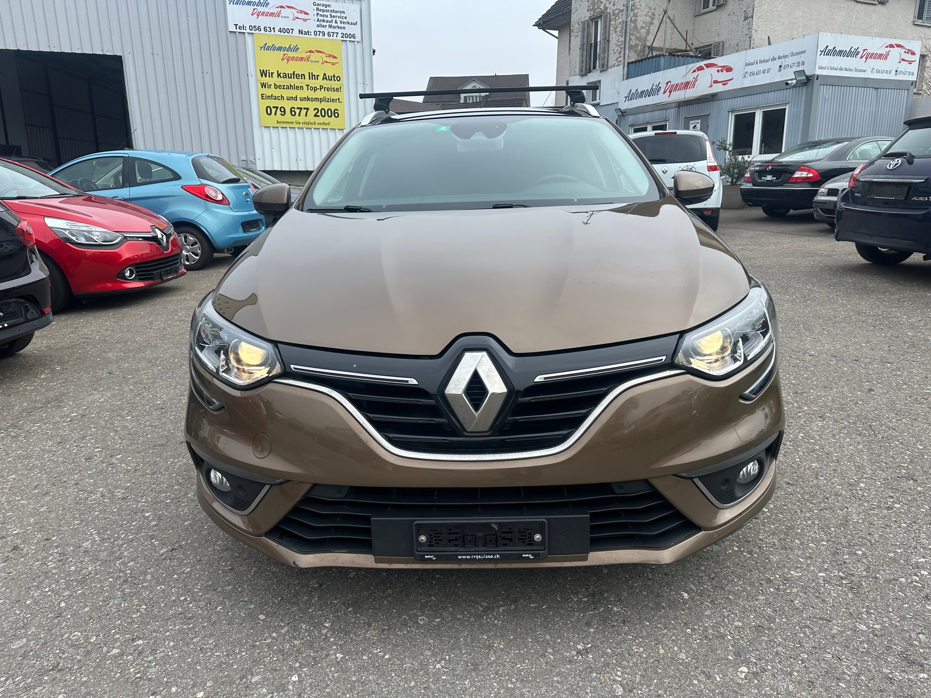 RENAULT Mégane Grandtour 1.2 16V Turbo Bose EDC-image-0