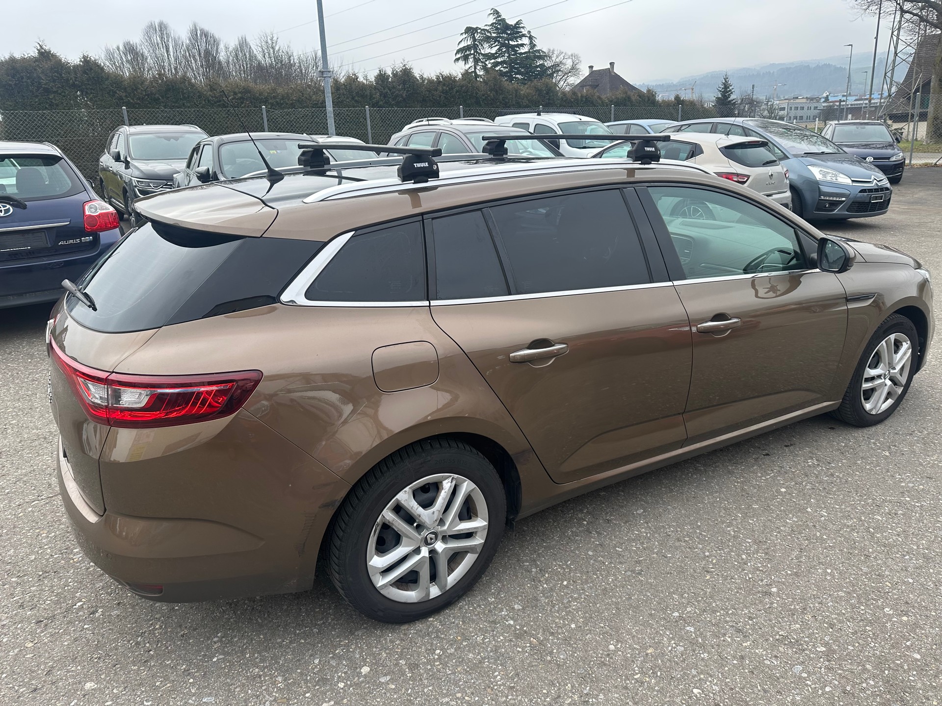 RENAULT Mégane Grandtour 1.2 16V Turbo Bose EDC-image-4