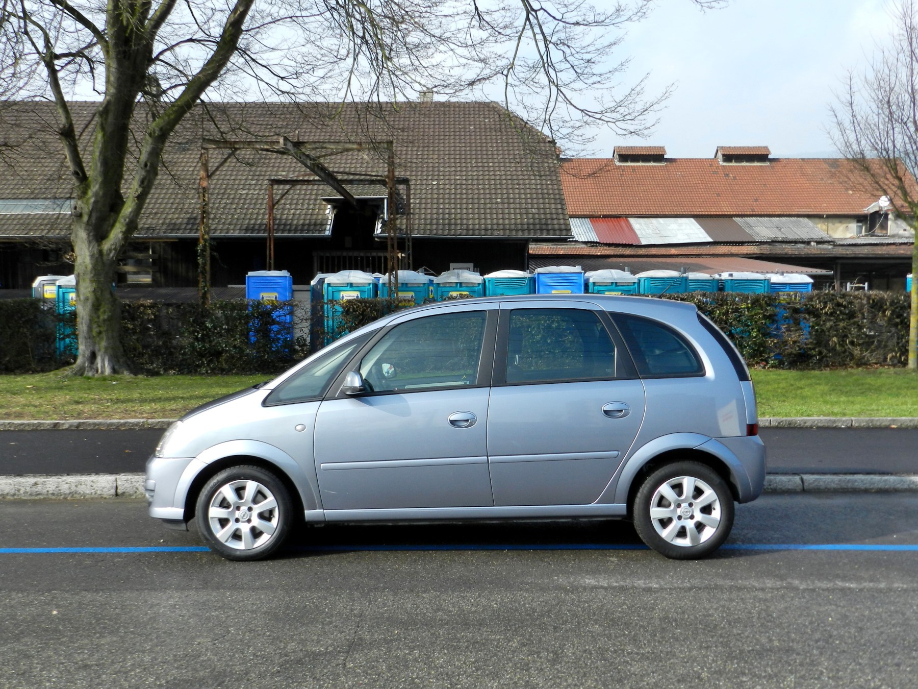 OPEL Meriva 1.8i 16V Cosmo-image-3