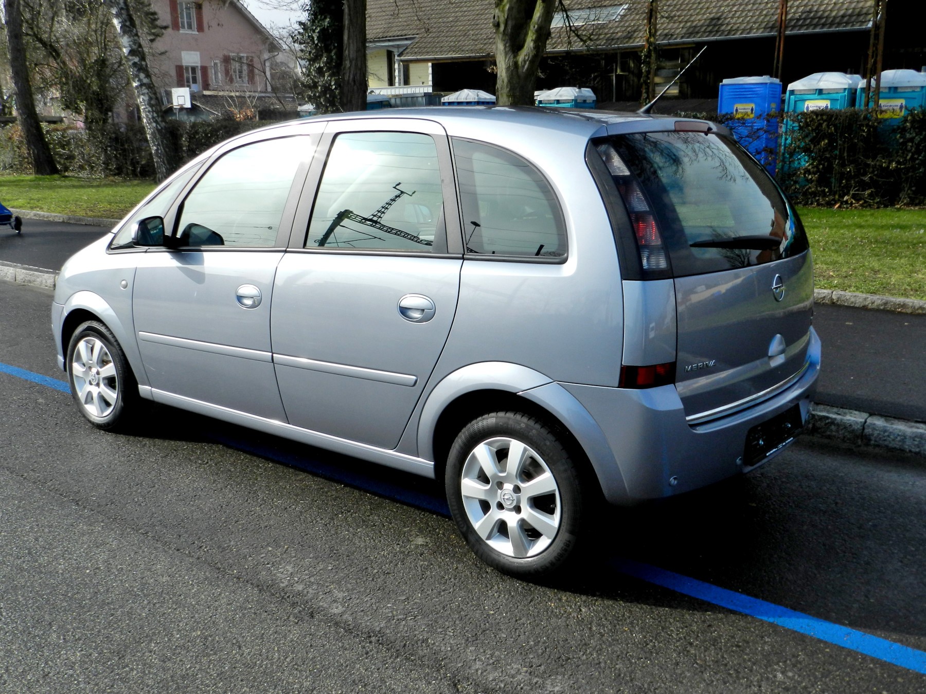 OPEL Meriva 1.8i 16V Cosmo-image-5