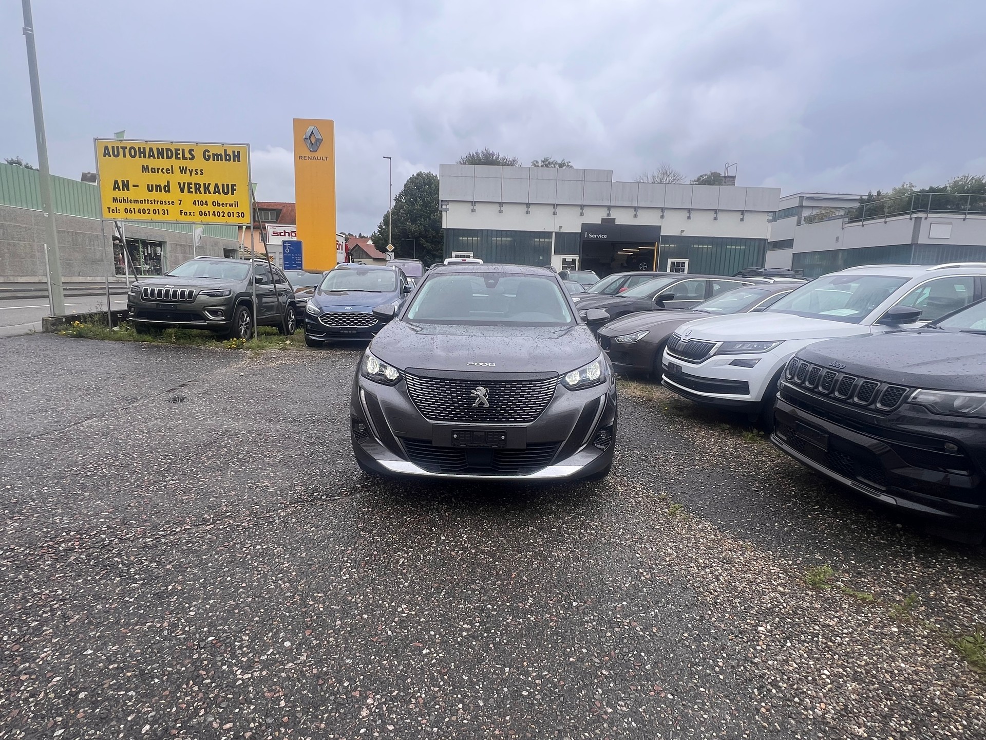 PEUGEOT 2008 1.2 PureTech Allure EAT8-image-0