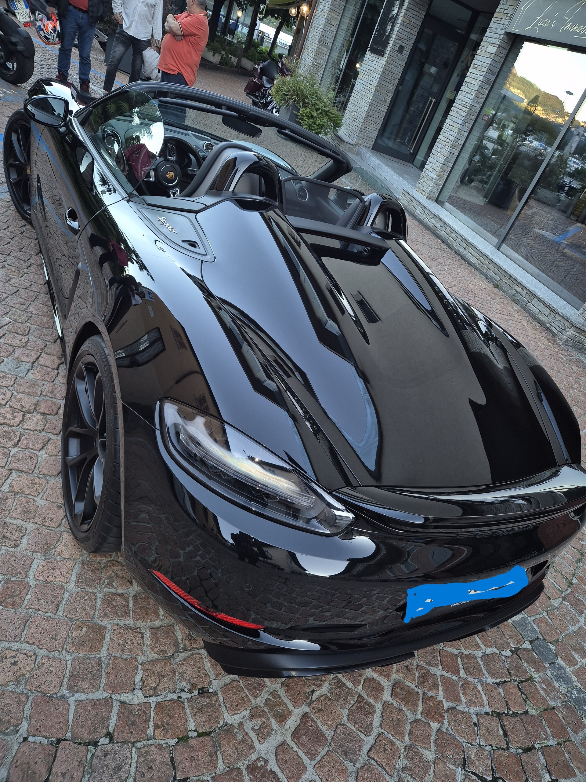 PORSCHE 718 Boxster Spyder PDK-image-2