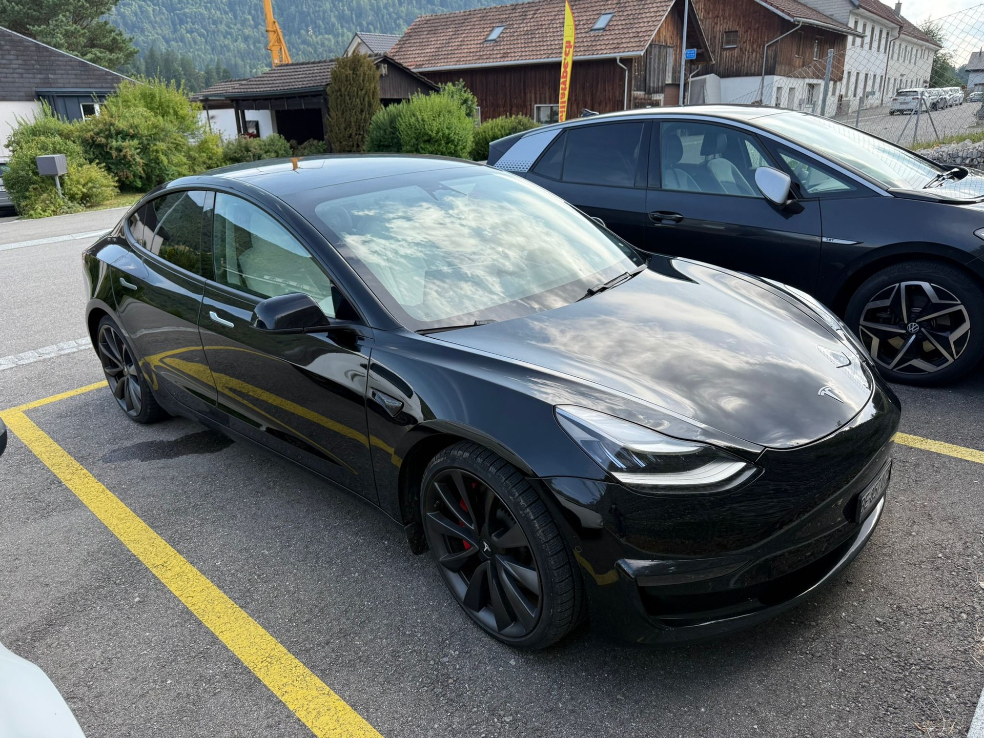 TESLA Model 3 Performance Dual Motor AWD-image-1