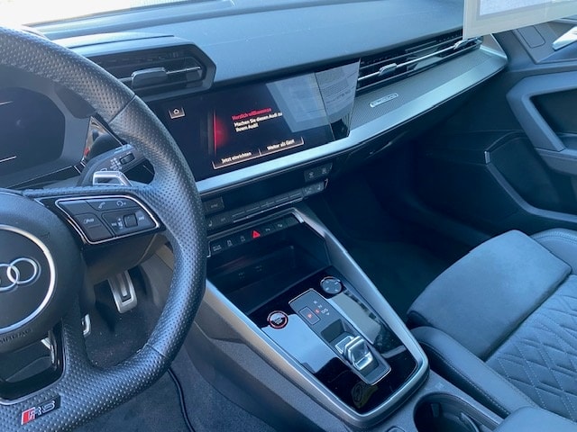 AUDI RS3 Sportback 2.5 TFSI quattro S-Tronic-image-5