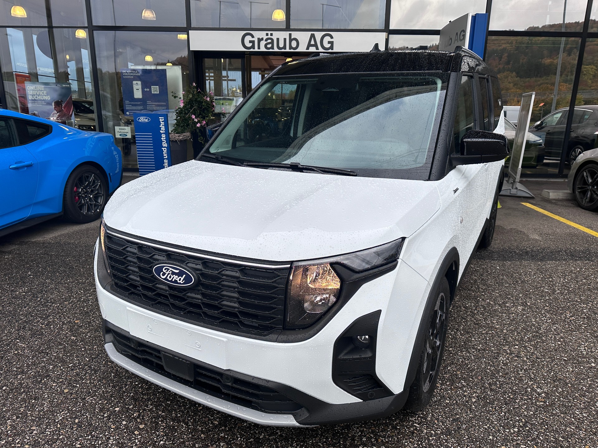 FORD Tourneo Courier 1.0 EcoBoost Active Automat-image-0