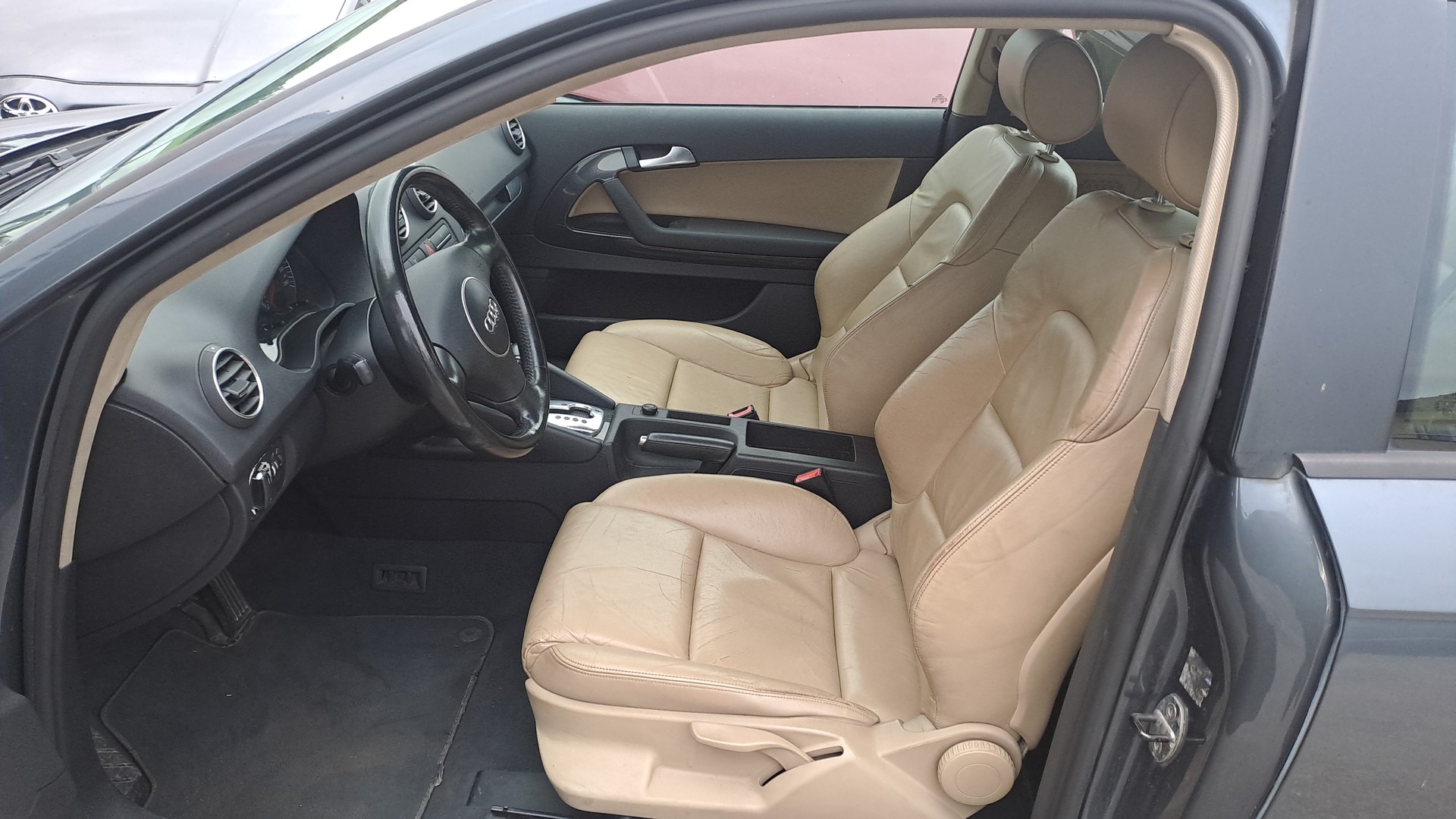 AUDI A3 2.0 FSI Ambiente-image-13