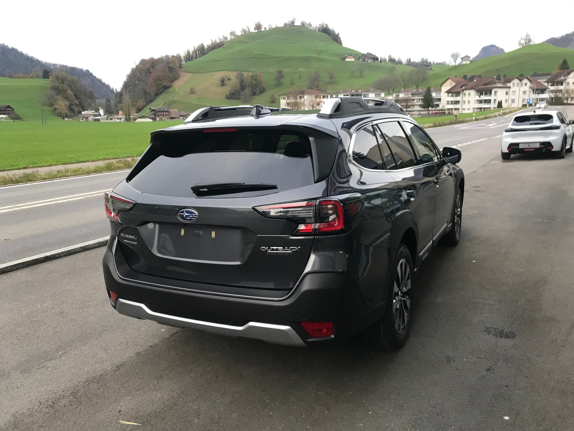 SUBARU Outback 2.5i Final Edition AWD Lineartronic-showroom-element-2