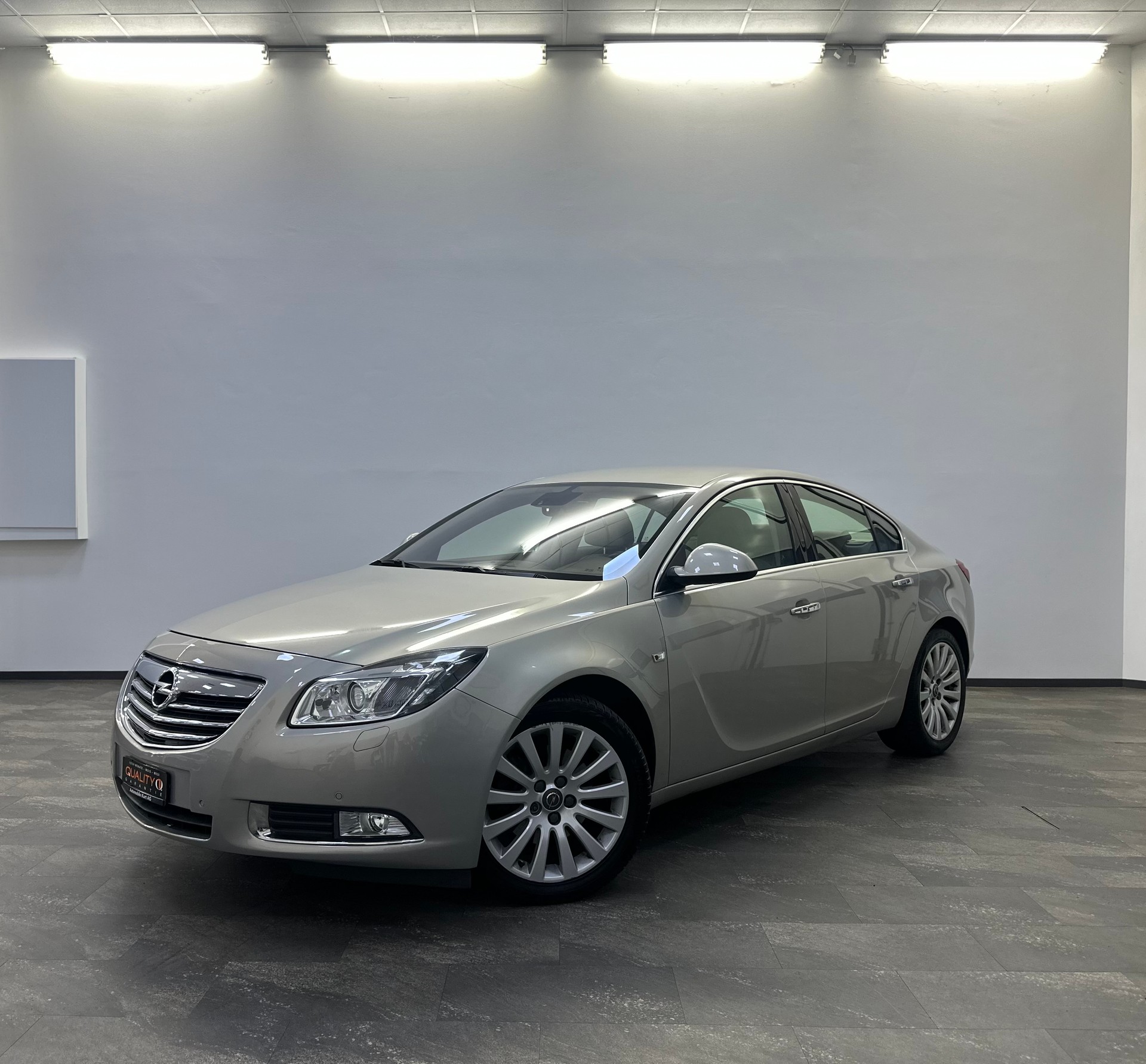 OPEL Insignia 2.0 Turbo Sport 4WD Automatic-image-0