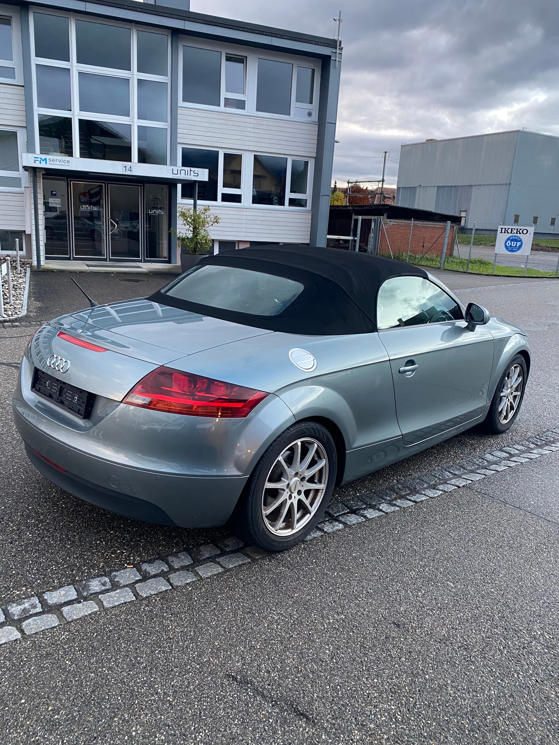 AUDI TT Roadster 2.0 TFSI-image-6