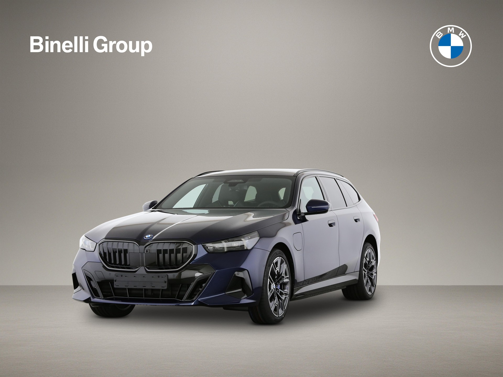 BMW 550e xDrive Touring-image-0
