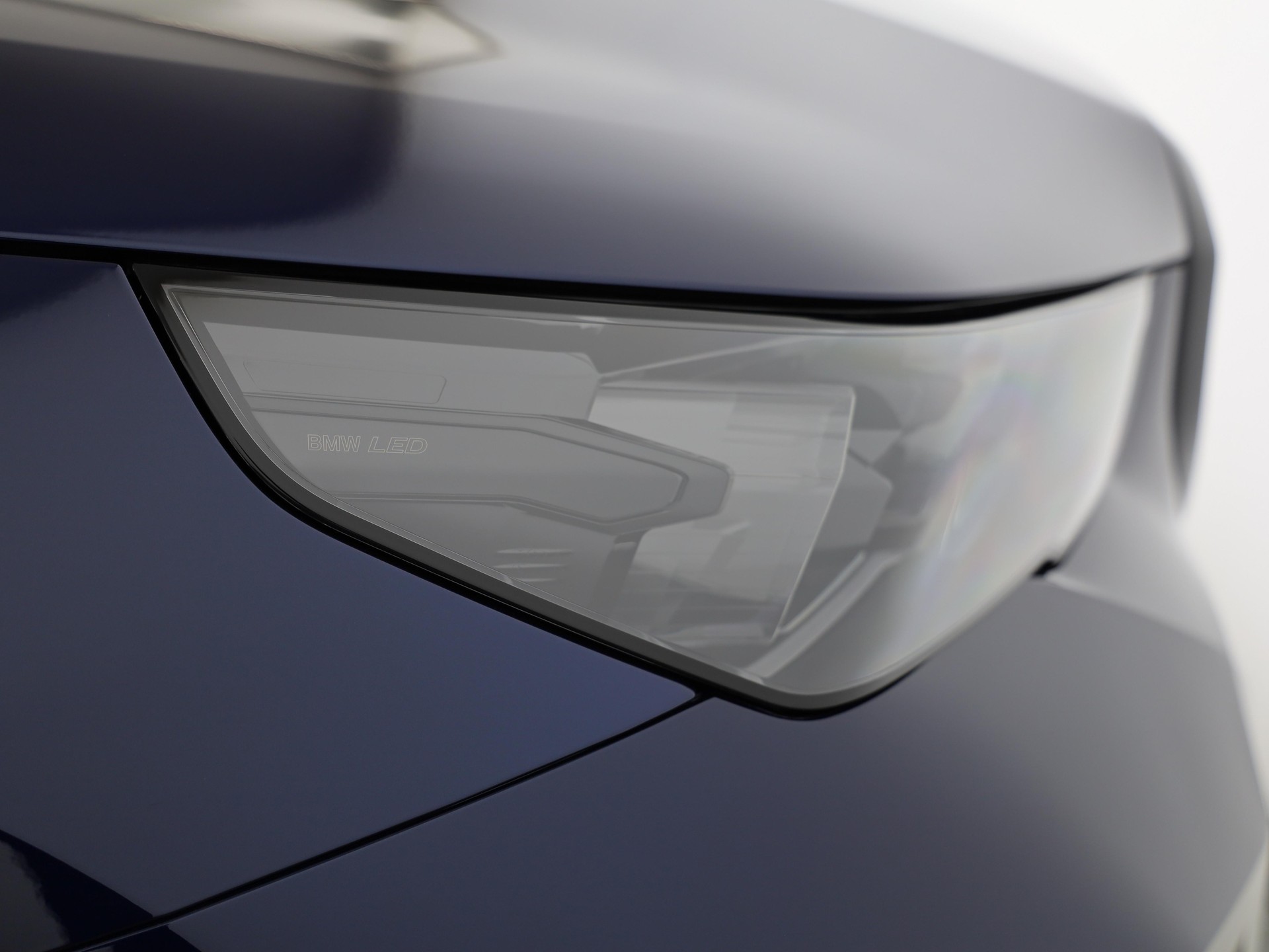 BMW 550e xDrive Touring-image-5