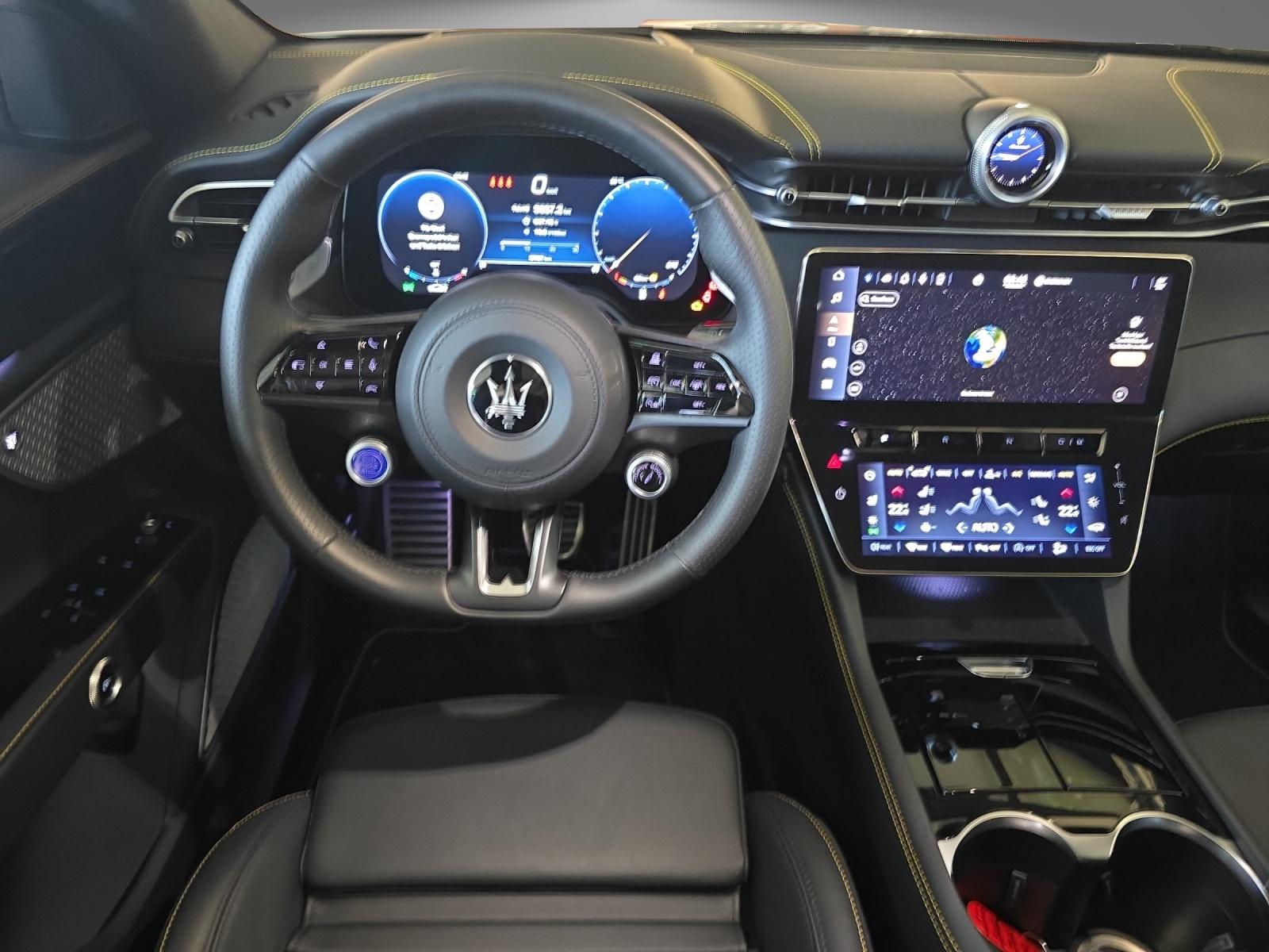MASERATI Grecale 2.0 Hybrid Modena-image-8