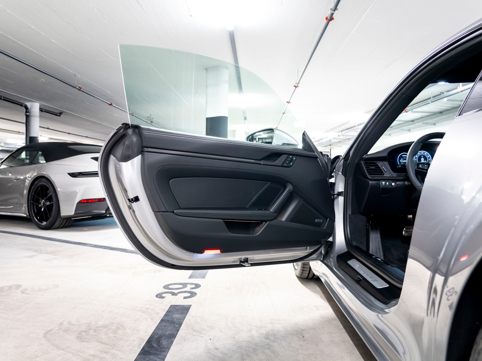 PORSCHE 4S 992.2 480cv-image-16