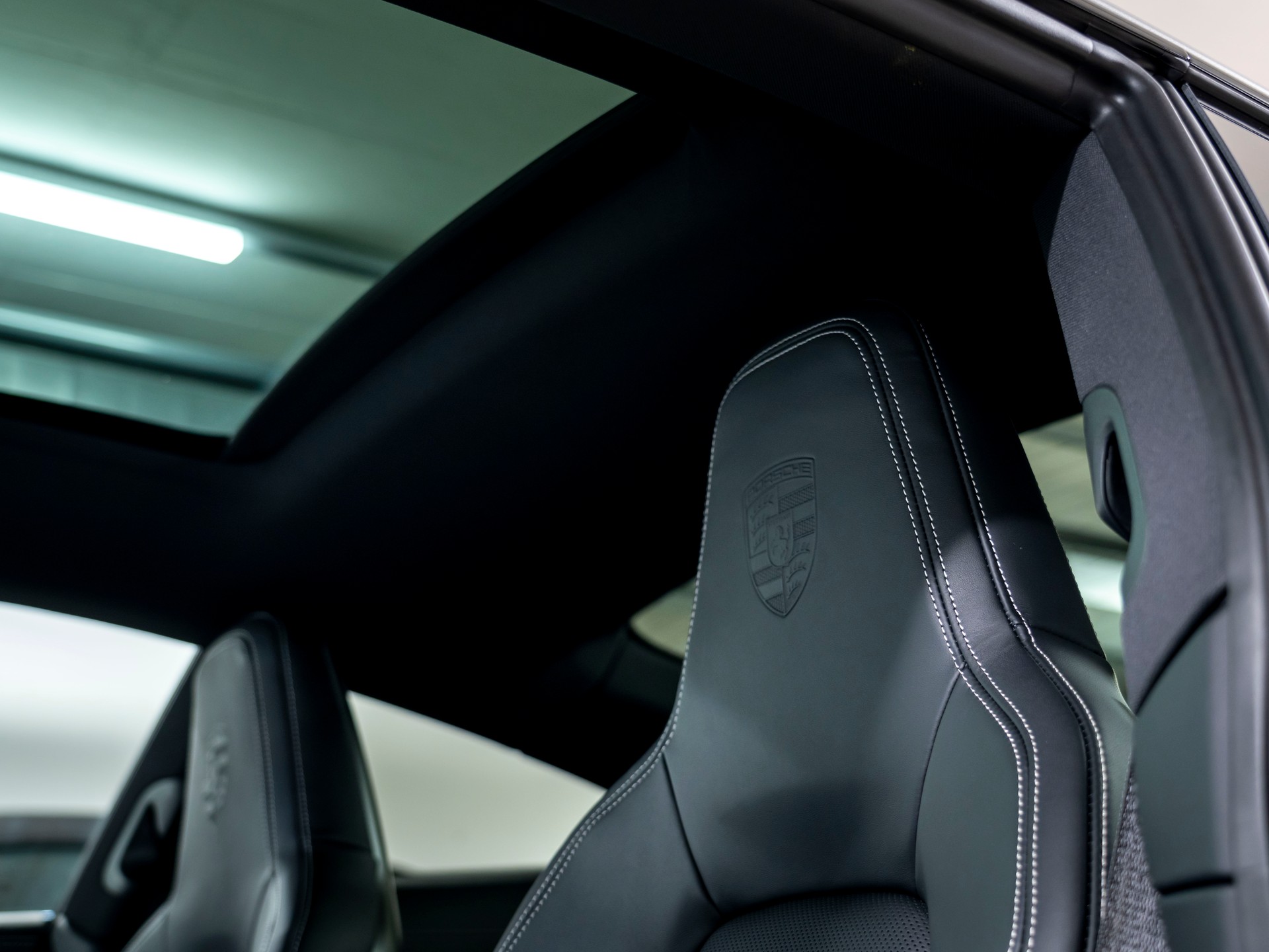 PORSCHE 4S 992.2 480cv-image-13