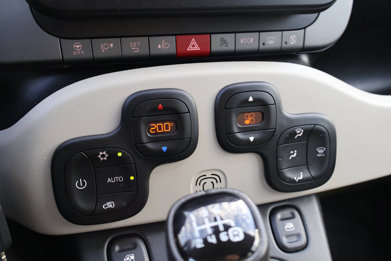 FIAT Panda 0.9 T TwinAir 4x40 S/S-image-13