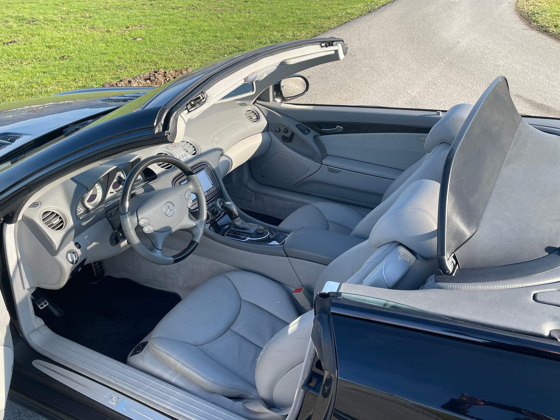 MERCEDES-BENZ SL 500 Automatic-image-11