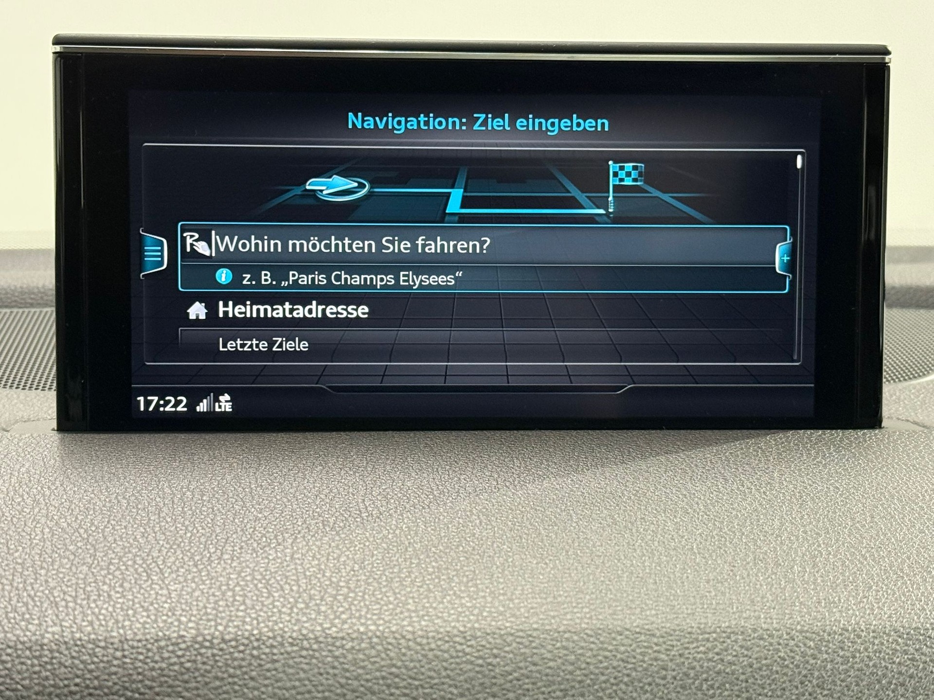 AUDI Q7 50 TDI quattro tiptronic-image-24