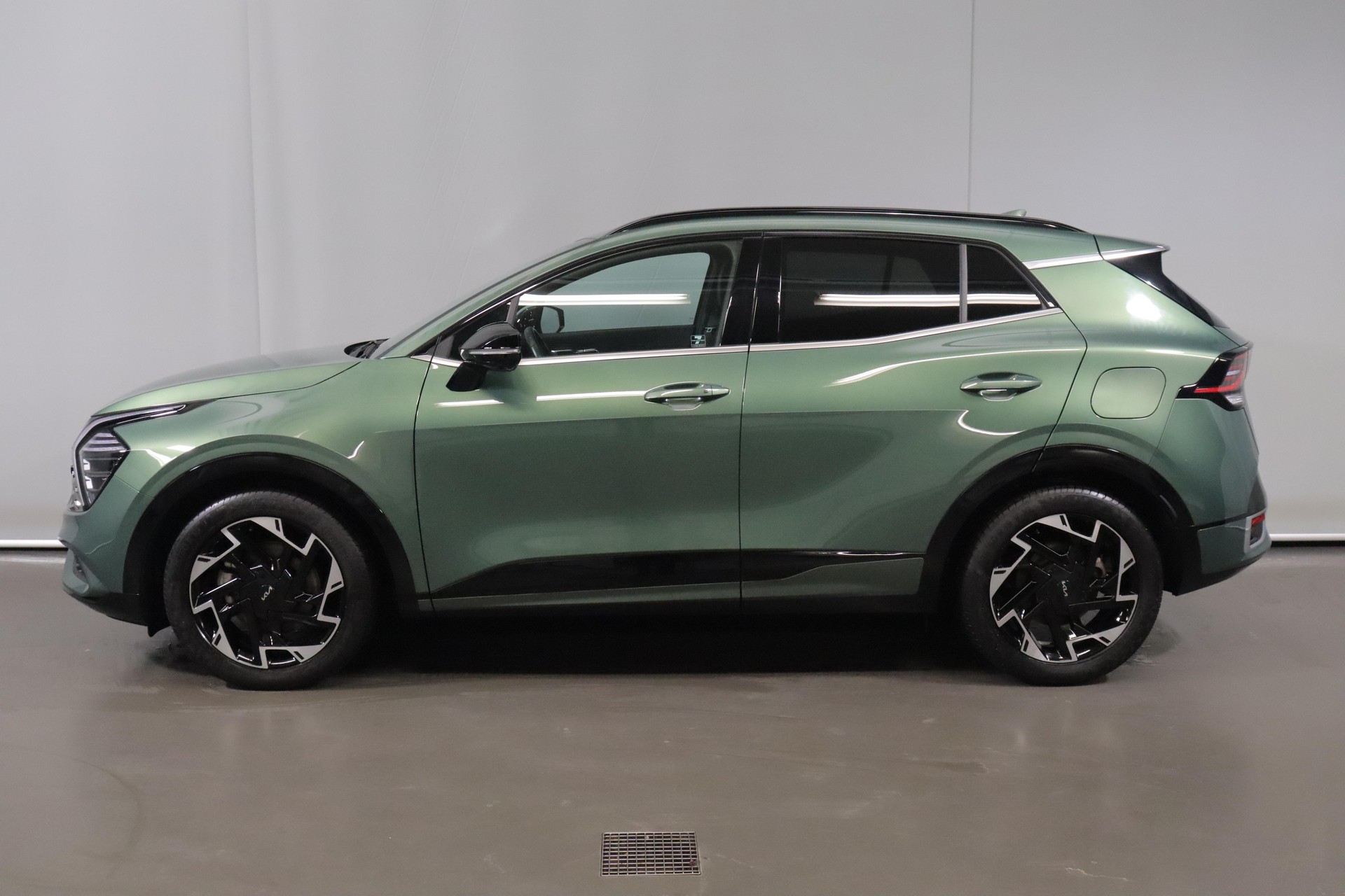 KIA Sportage 1.6 T-GDi GT-Line-image-4