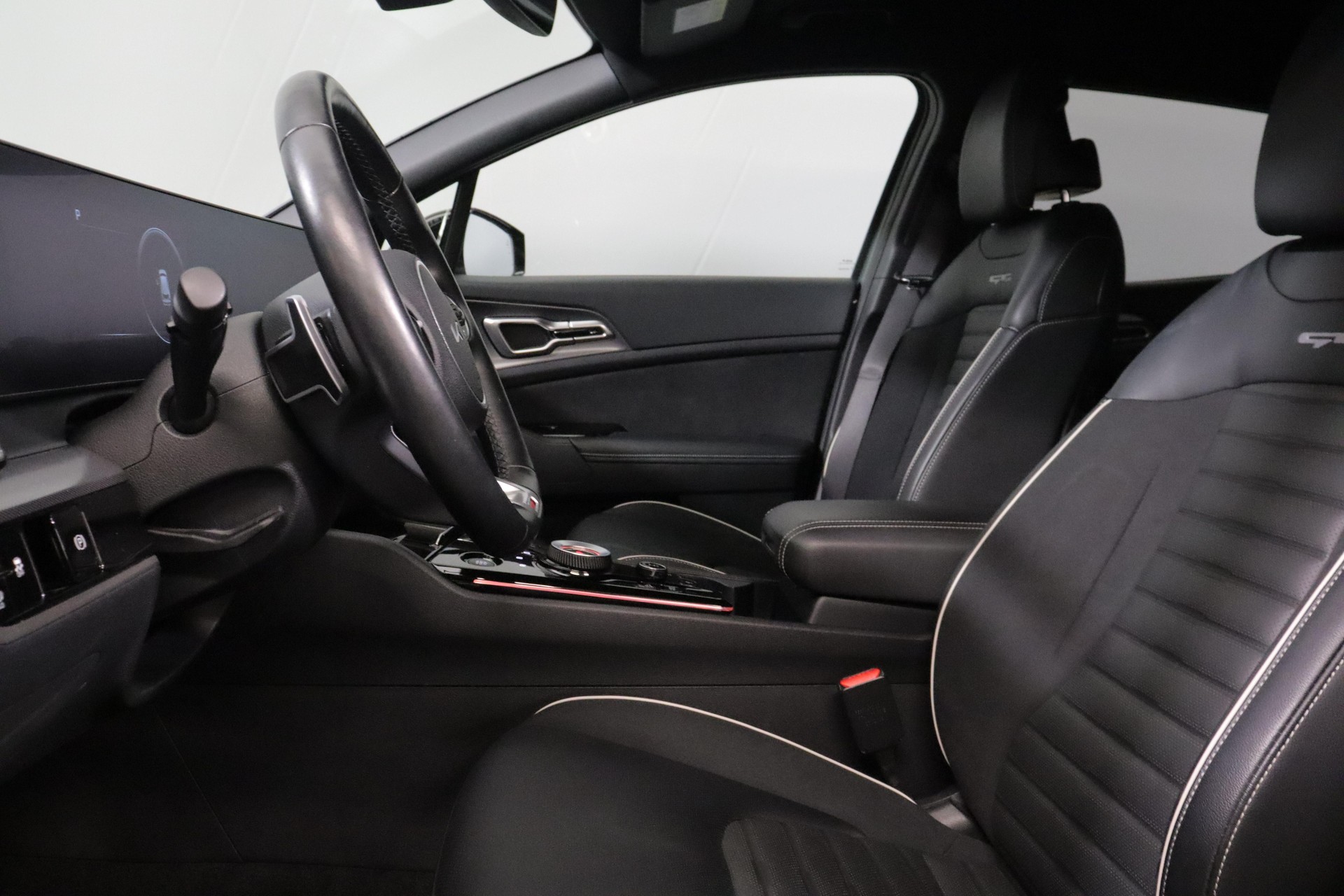 KIA Sportage 1.6 T-GDi GT-Line-image-2