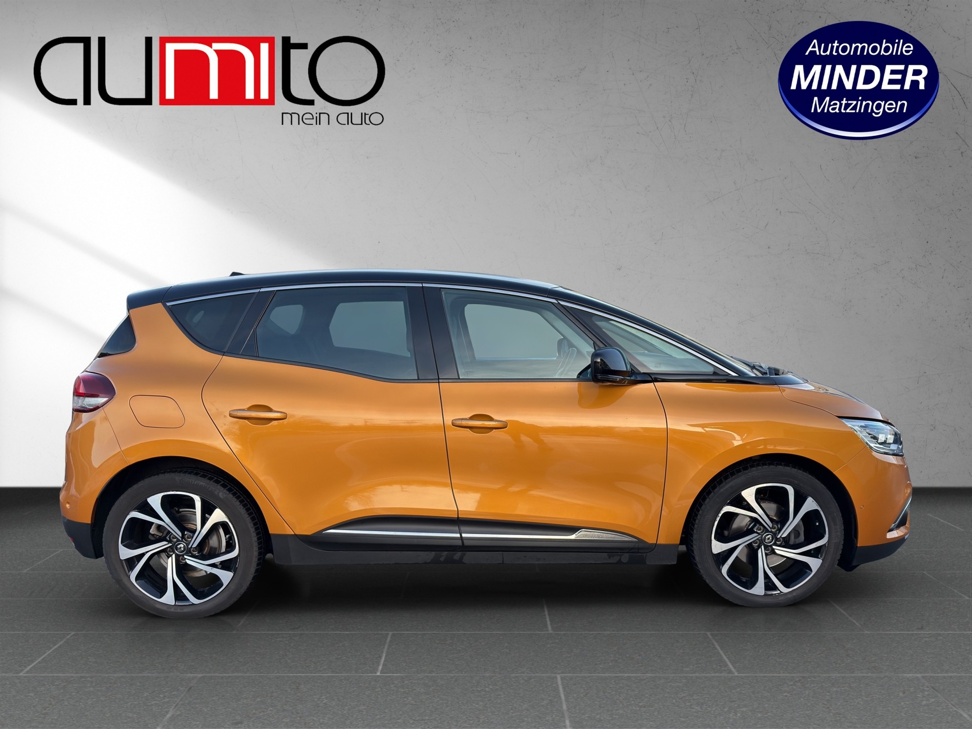 RENAULT Scénic 1.3 16V Turbo Initiale Paris EDC-image-1