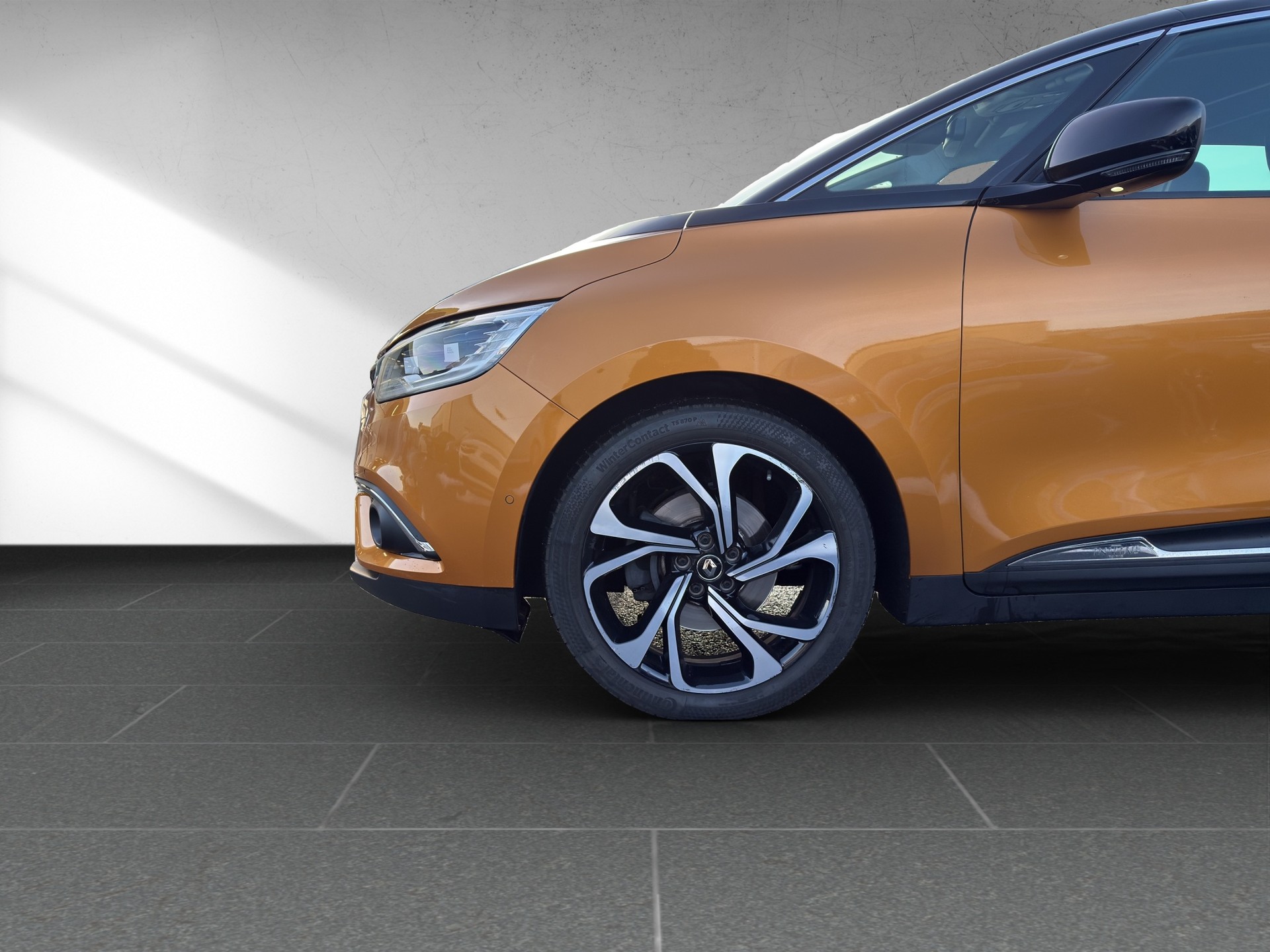 RENAULT Scénic 1.3 16V Turbo Initiale Paris EDC-image-12
