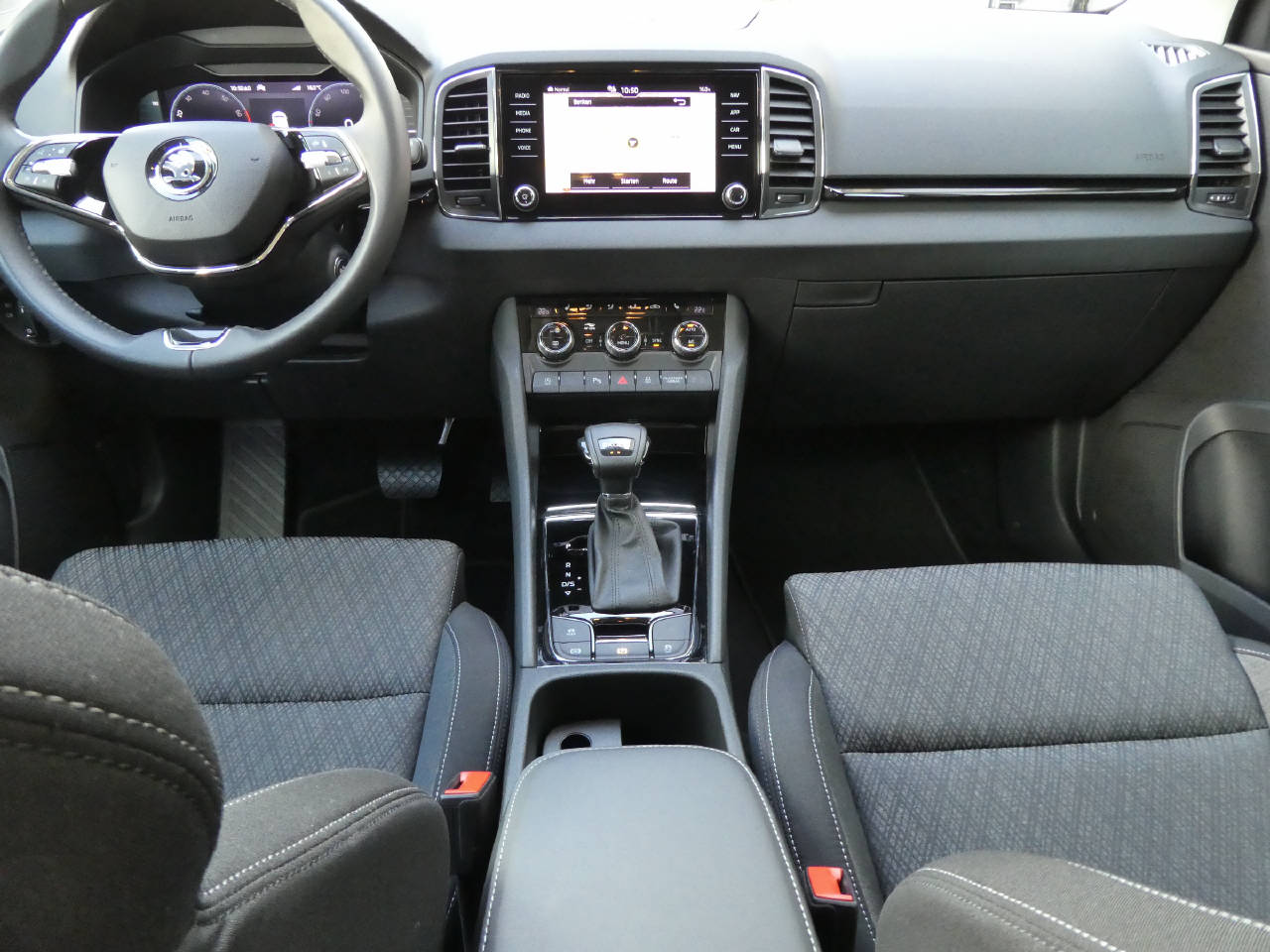 SKODA Karoq 1.5 TSI Style DSG-image-13