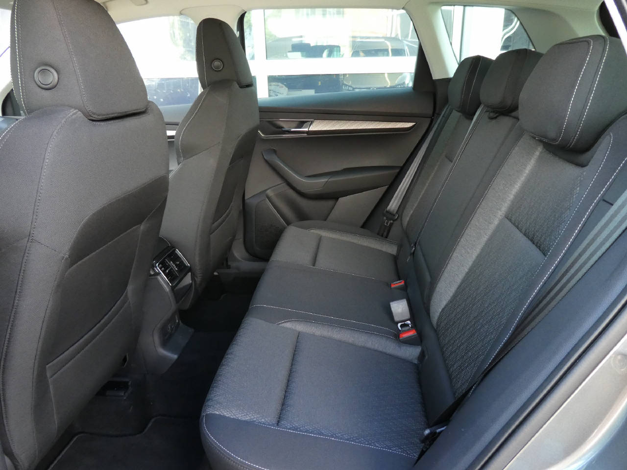 SKODA Karoq 1.5 TSI Style DSG-image-10