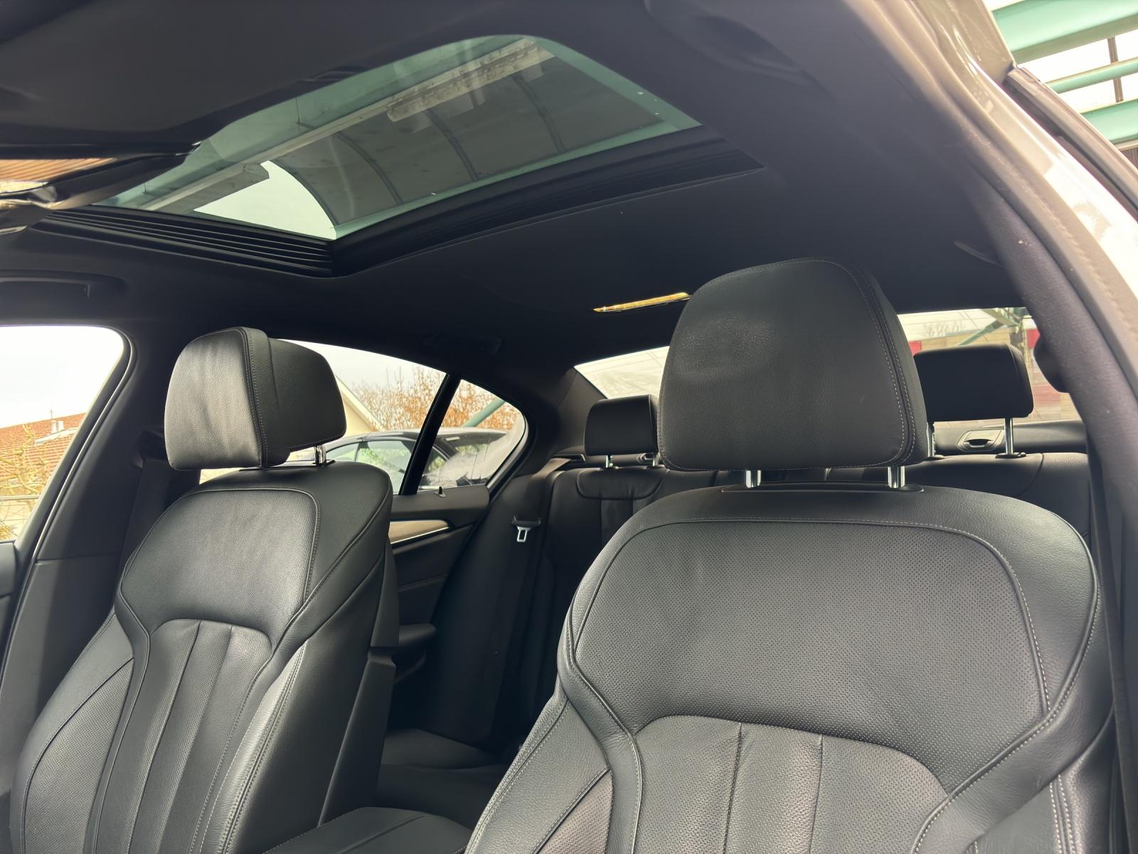 BMW 530e xDrive-image-13