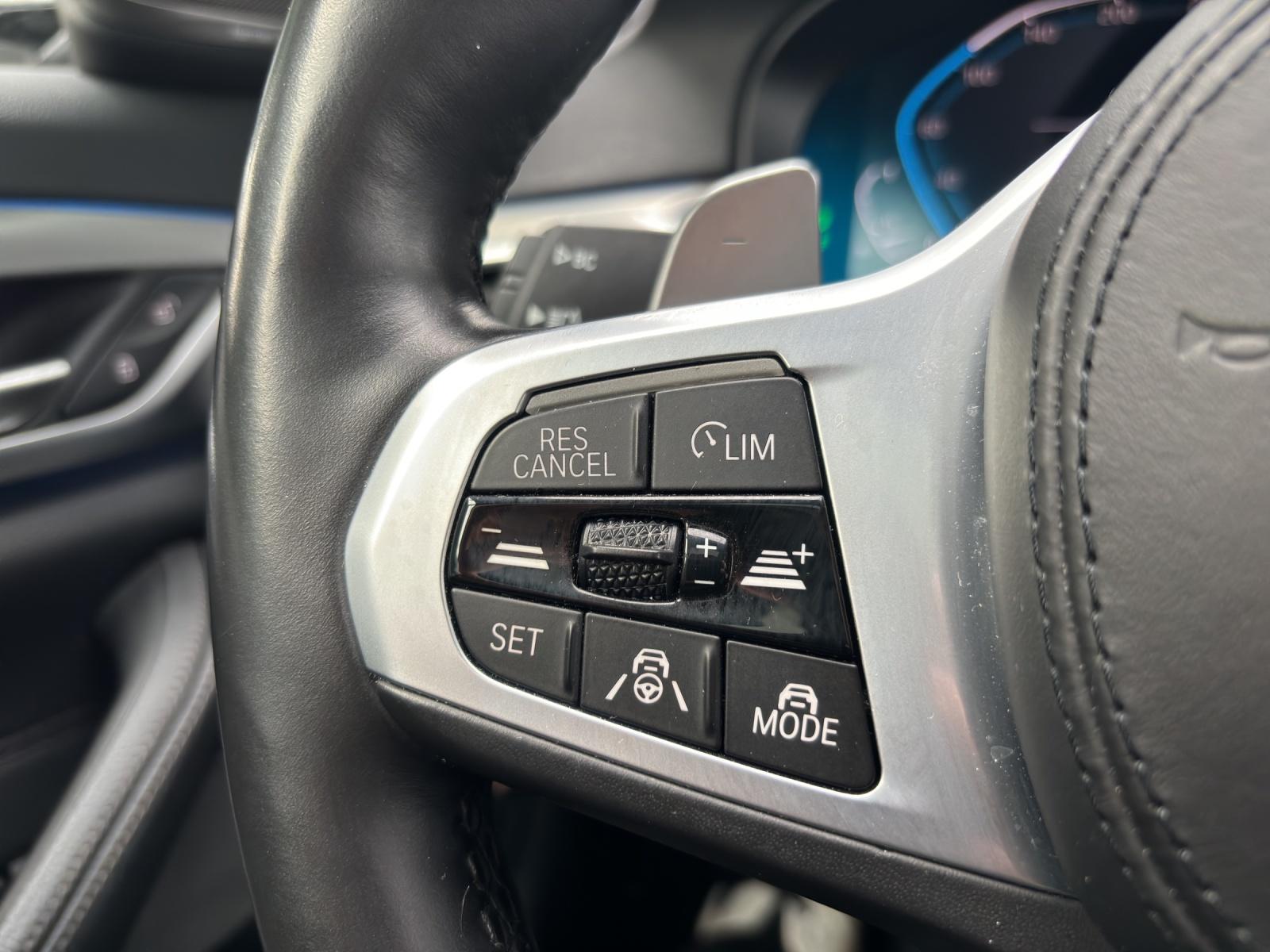 BMW 530e xDrive-image-17