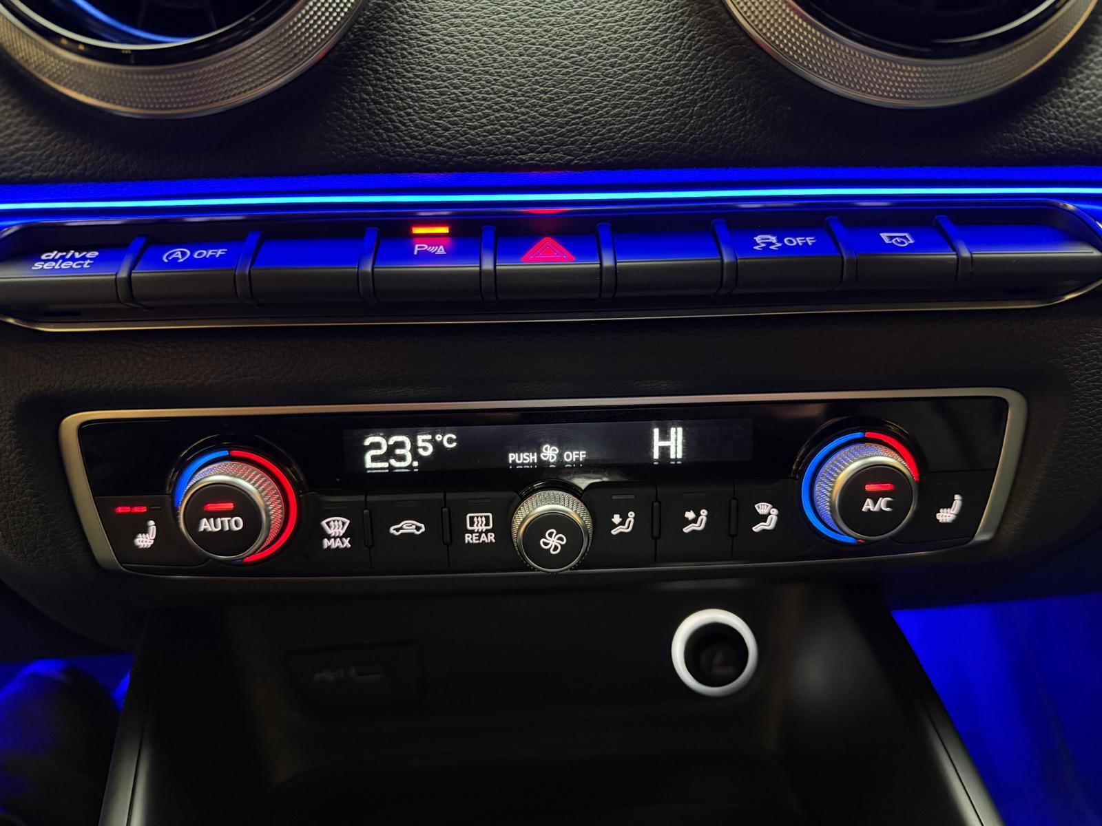 AUDI RS3 Sportback 2.5 T FSI quattro S-Tronic-image-23