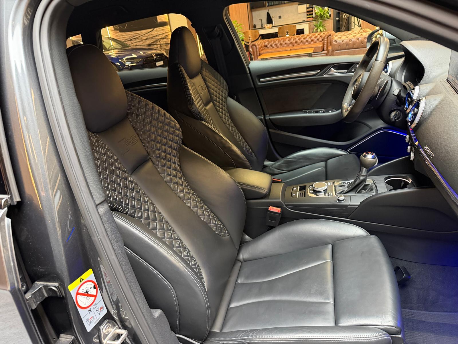 AUDI RS3 Sportback 2.5 T FSI quattro S-Tronic-image-15